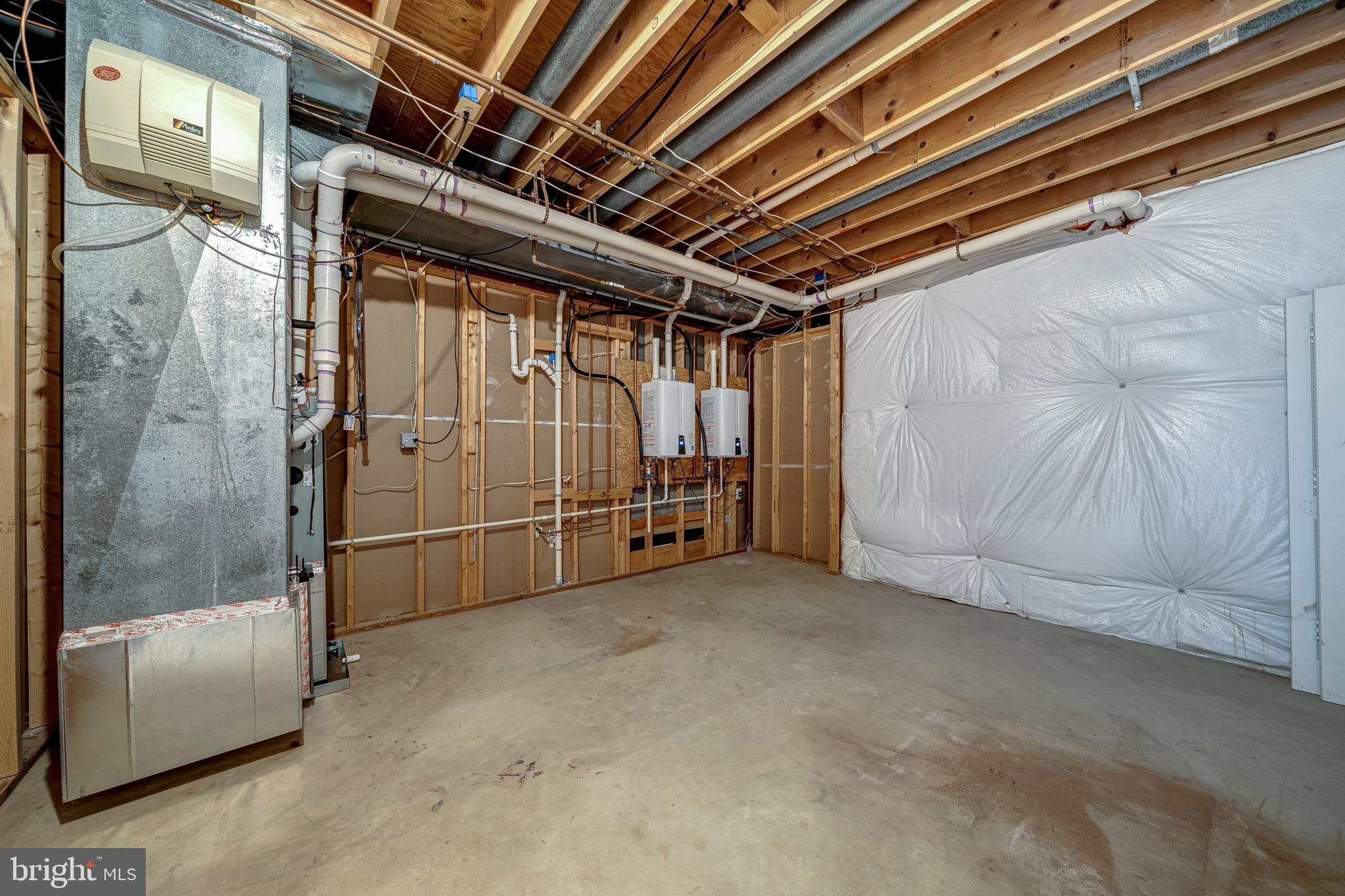 BARCLAY RIDGE - Residential