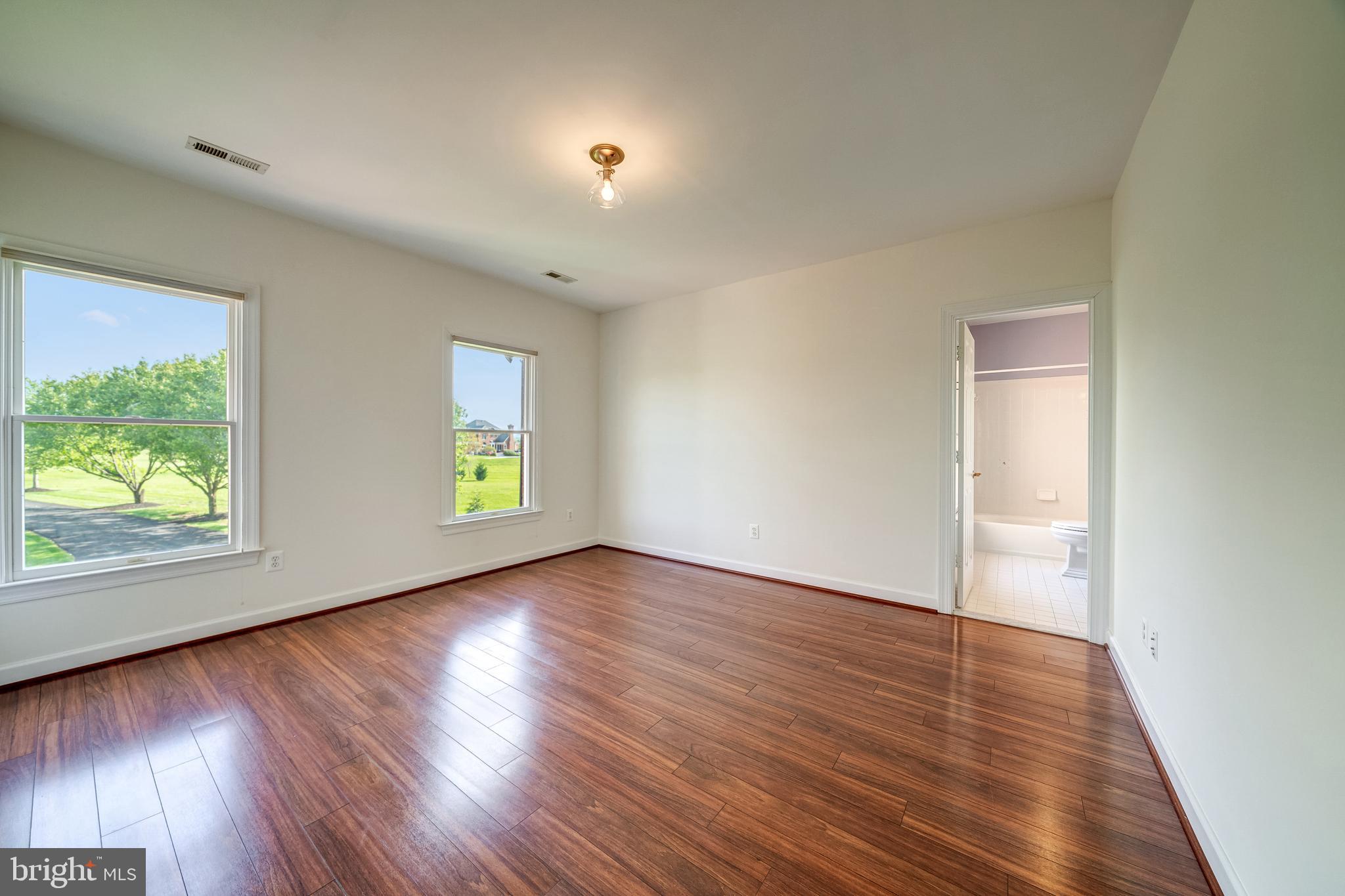 BARCLAY RIDGE - Residential