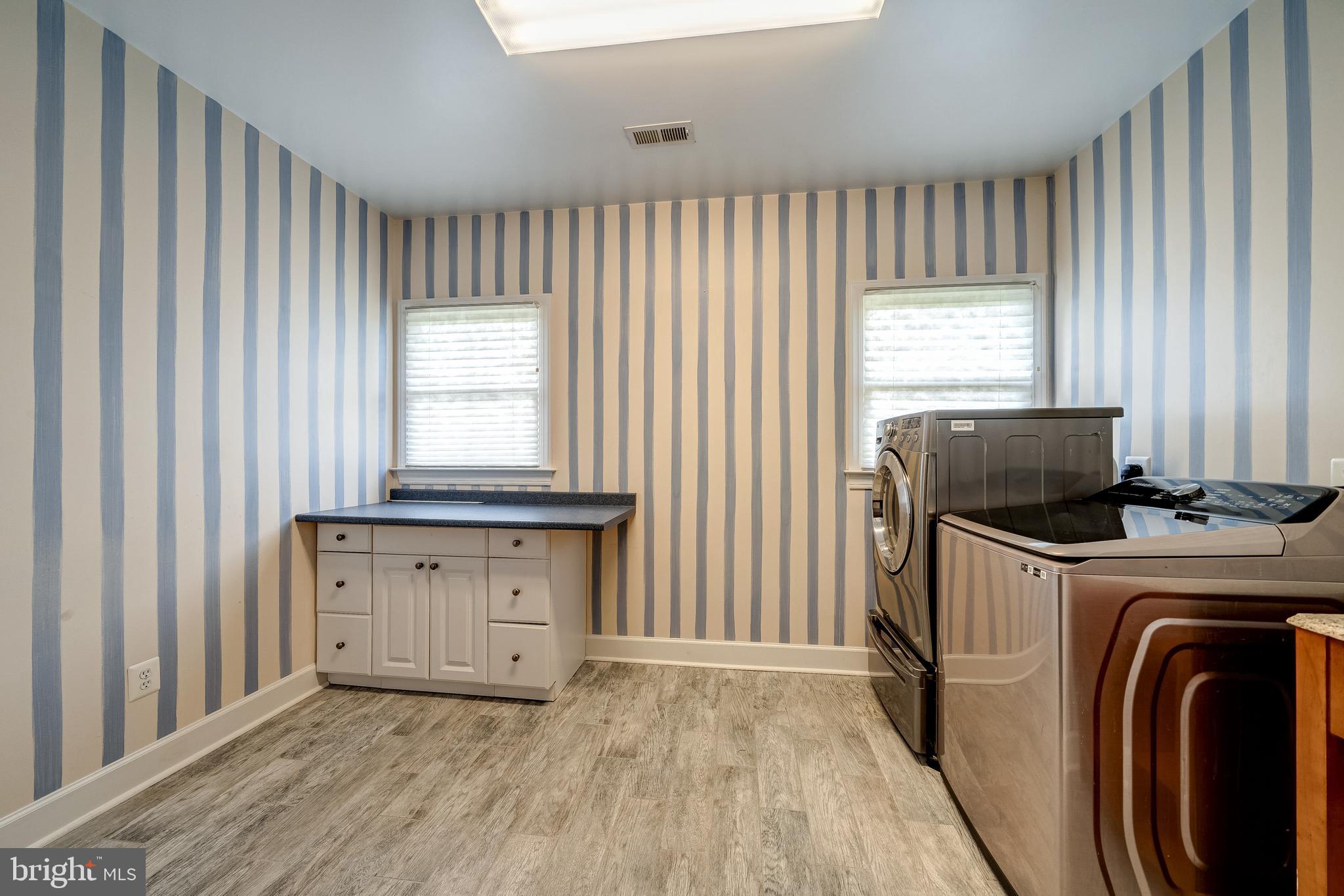 BARCLAY RIDGE - Residential