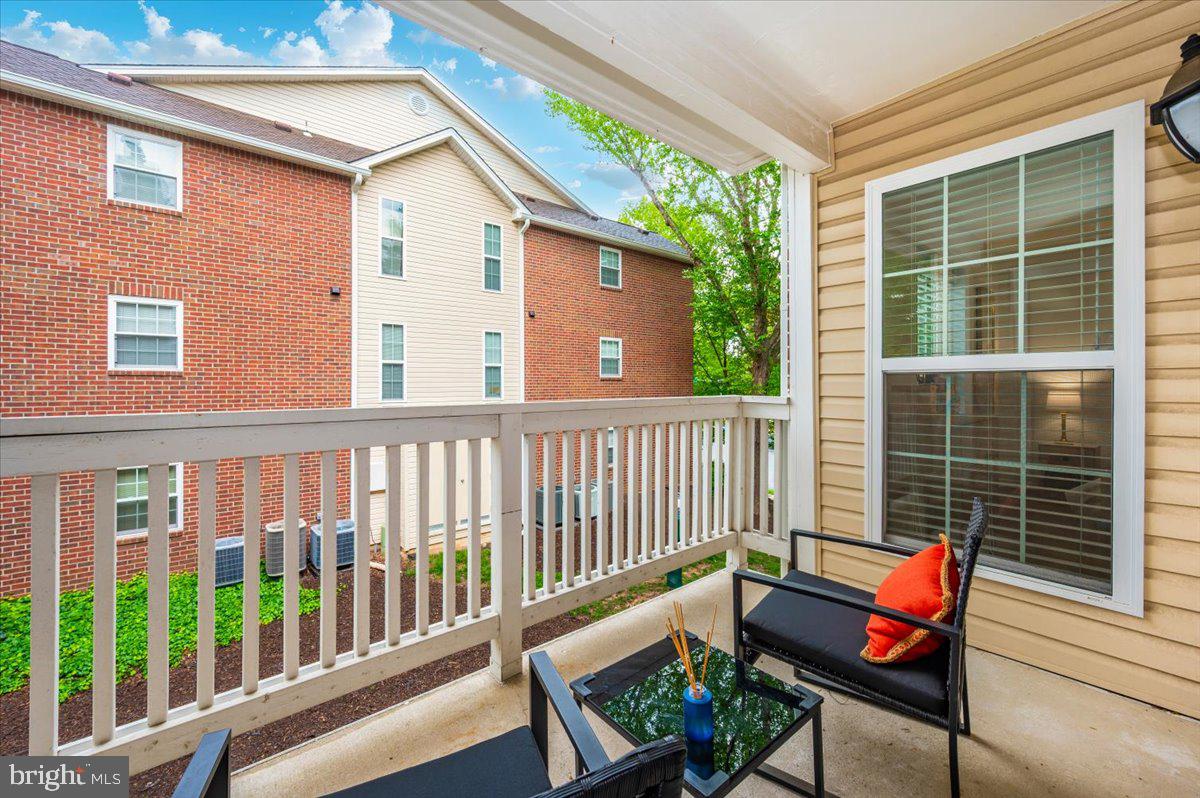 FOUNTAINS AT MCLEAN - Residential