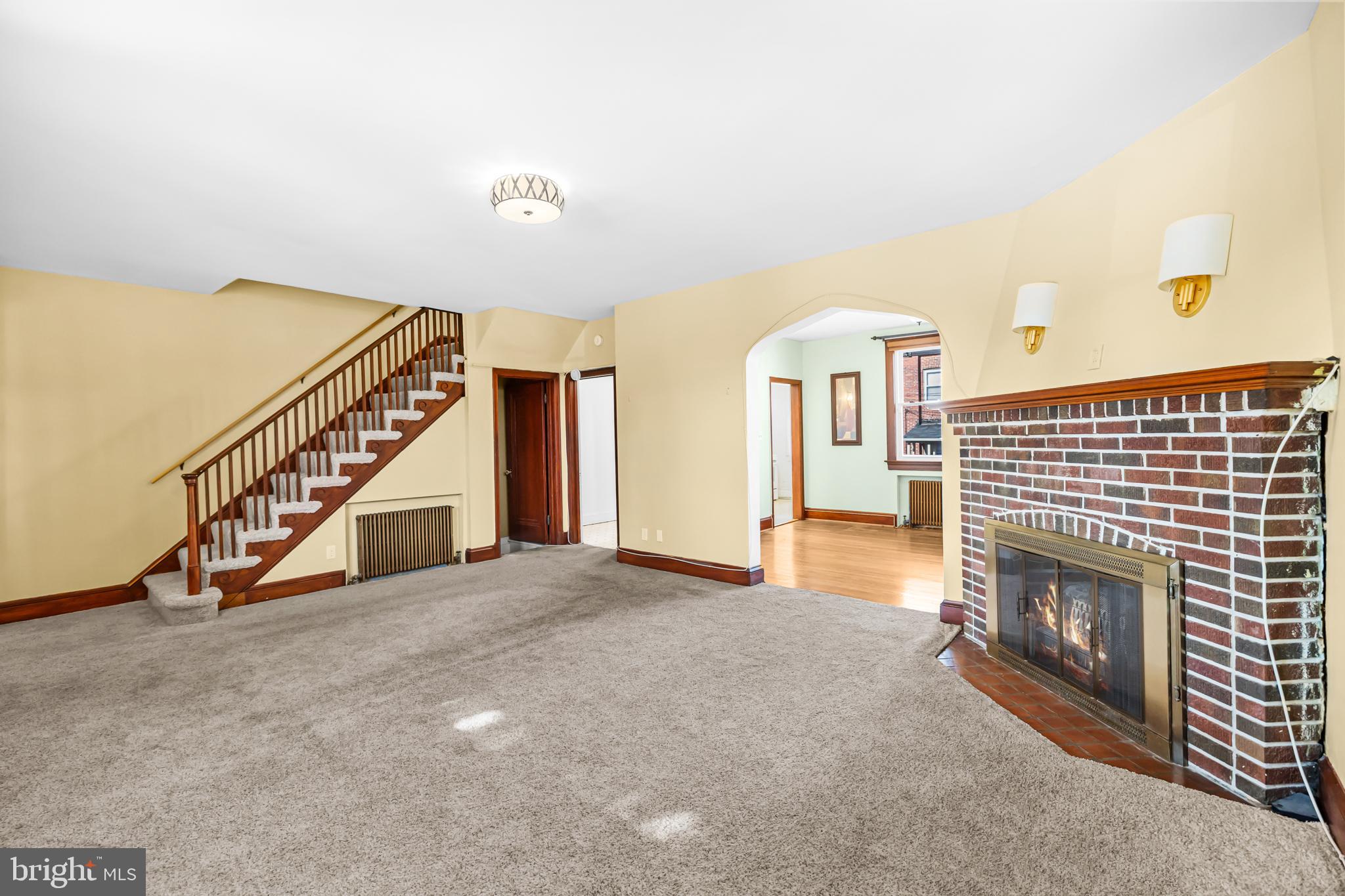 619 QUACKENBOS STREET NW