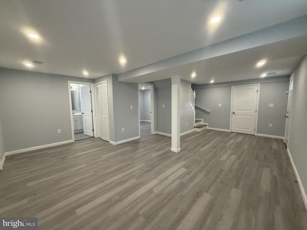 PARKVILLE - Residential Lease