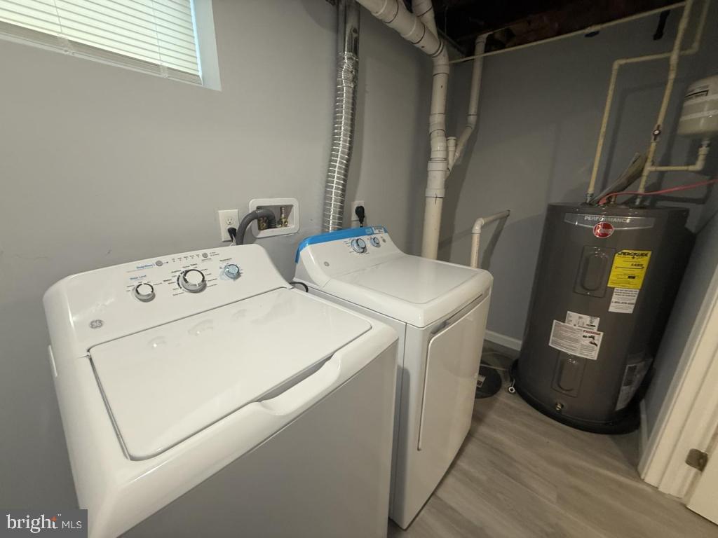 PARKVILLE - Residential Lease