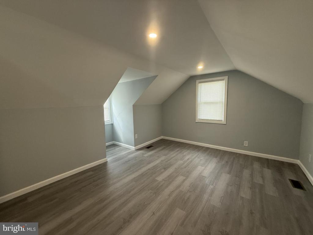 PARKVILLE - Residential Lease