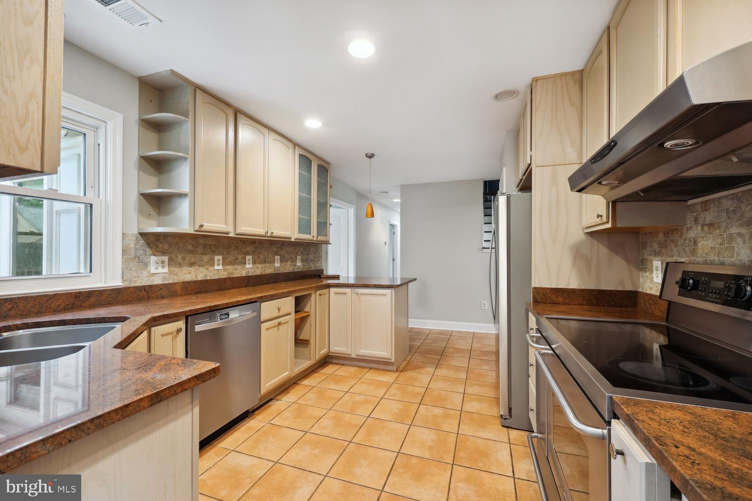 SUGARLAND RUN - Residential