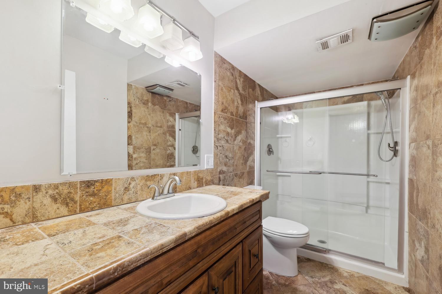 SUGARLAND RUN - Residential