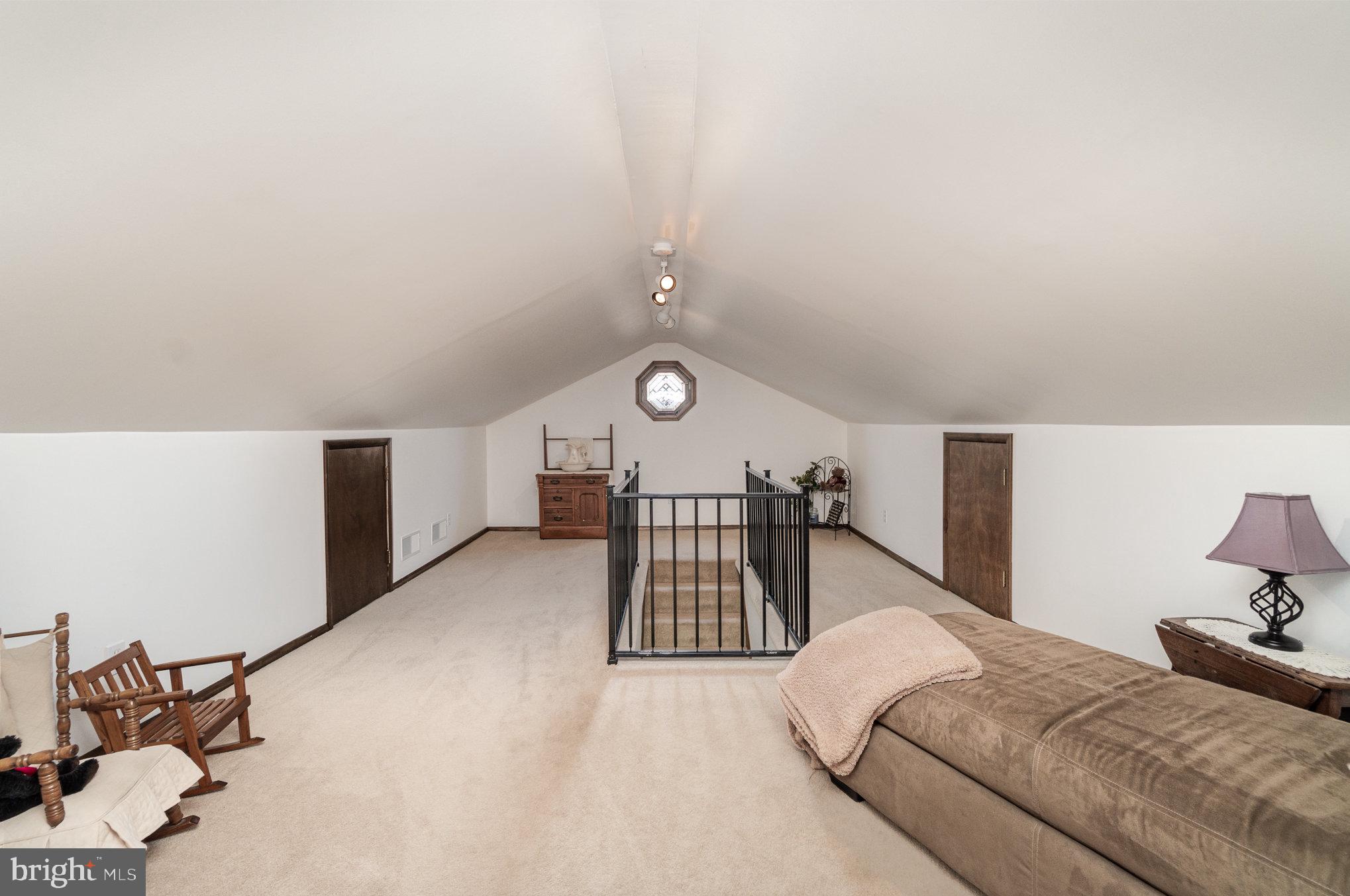 AKRON BOROUGH - Residential