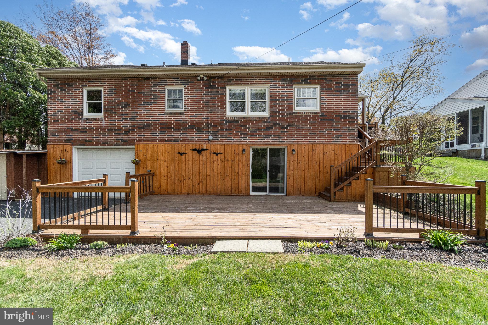 AKRON BOROUGH - Residential