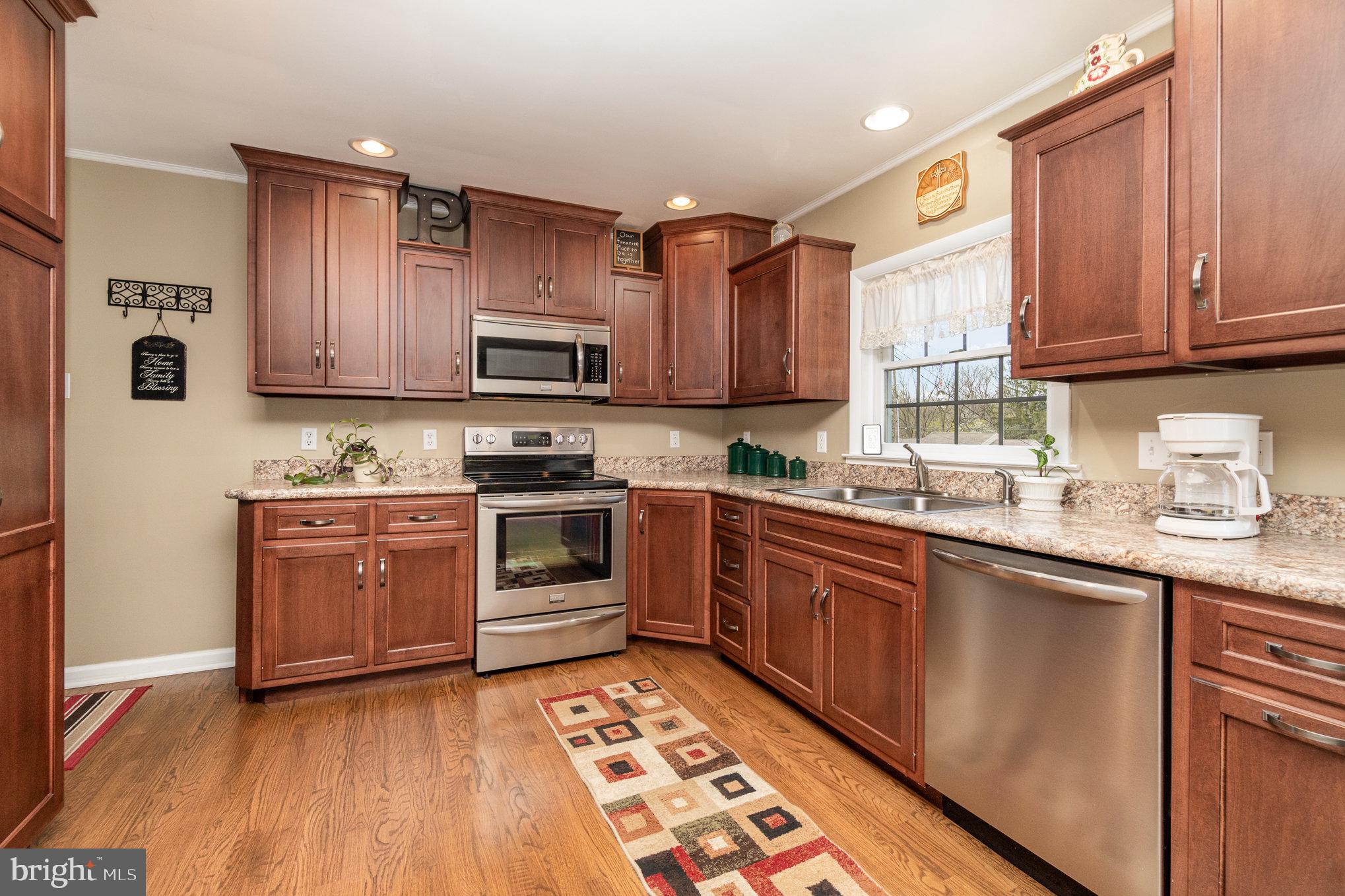 AKRON BOROUGH - Residential