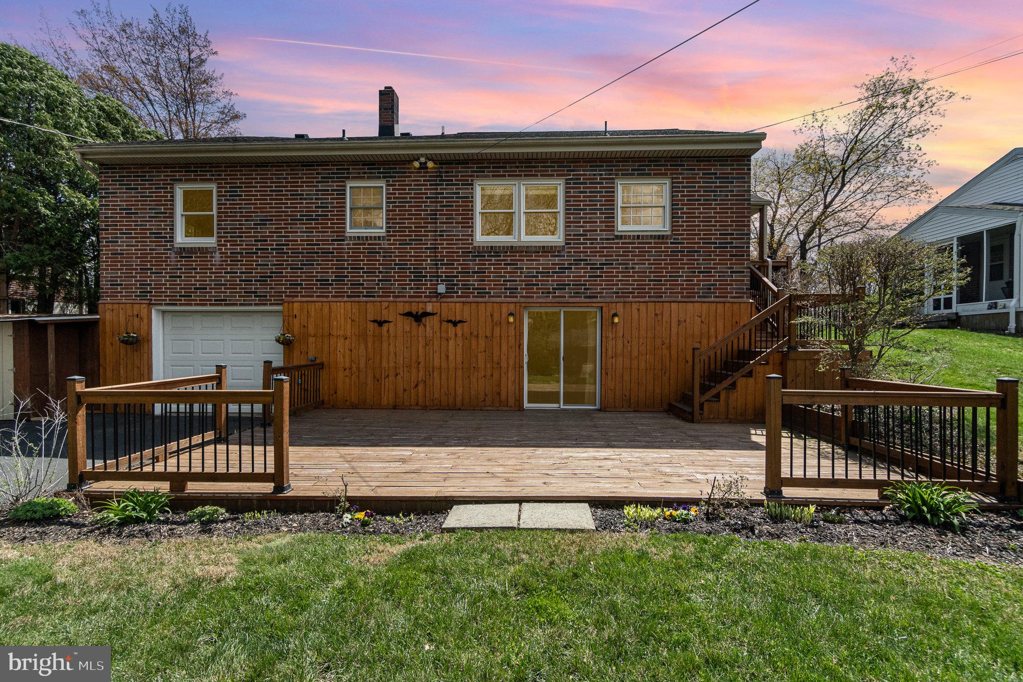 AKRON BOROUGH - Residential