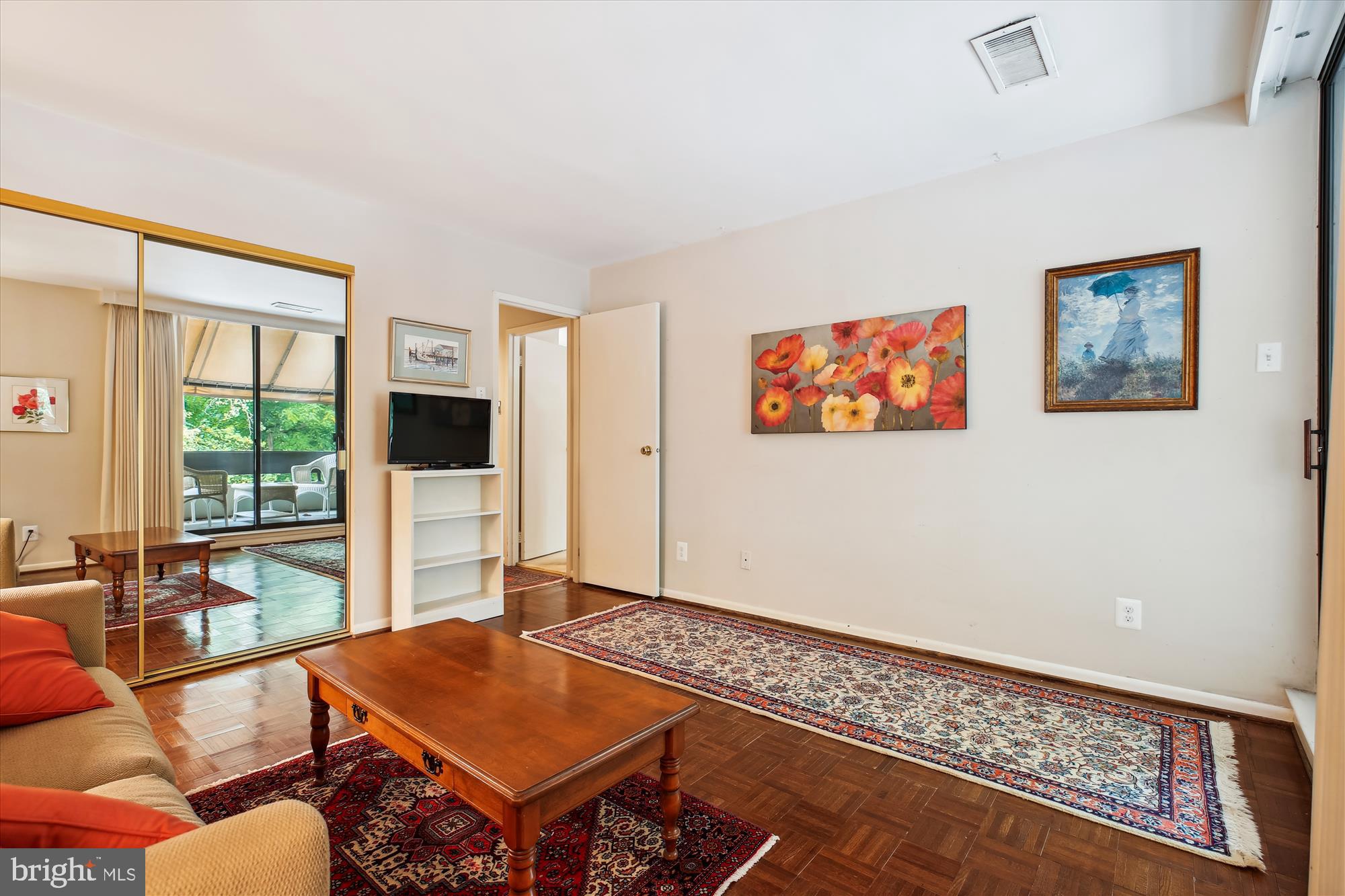 SUMNER VILLAGE - Residential