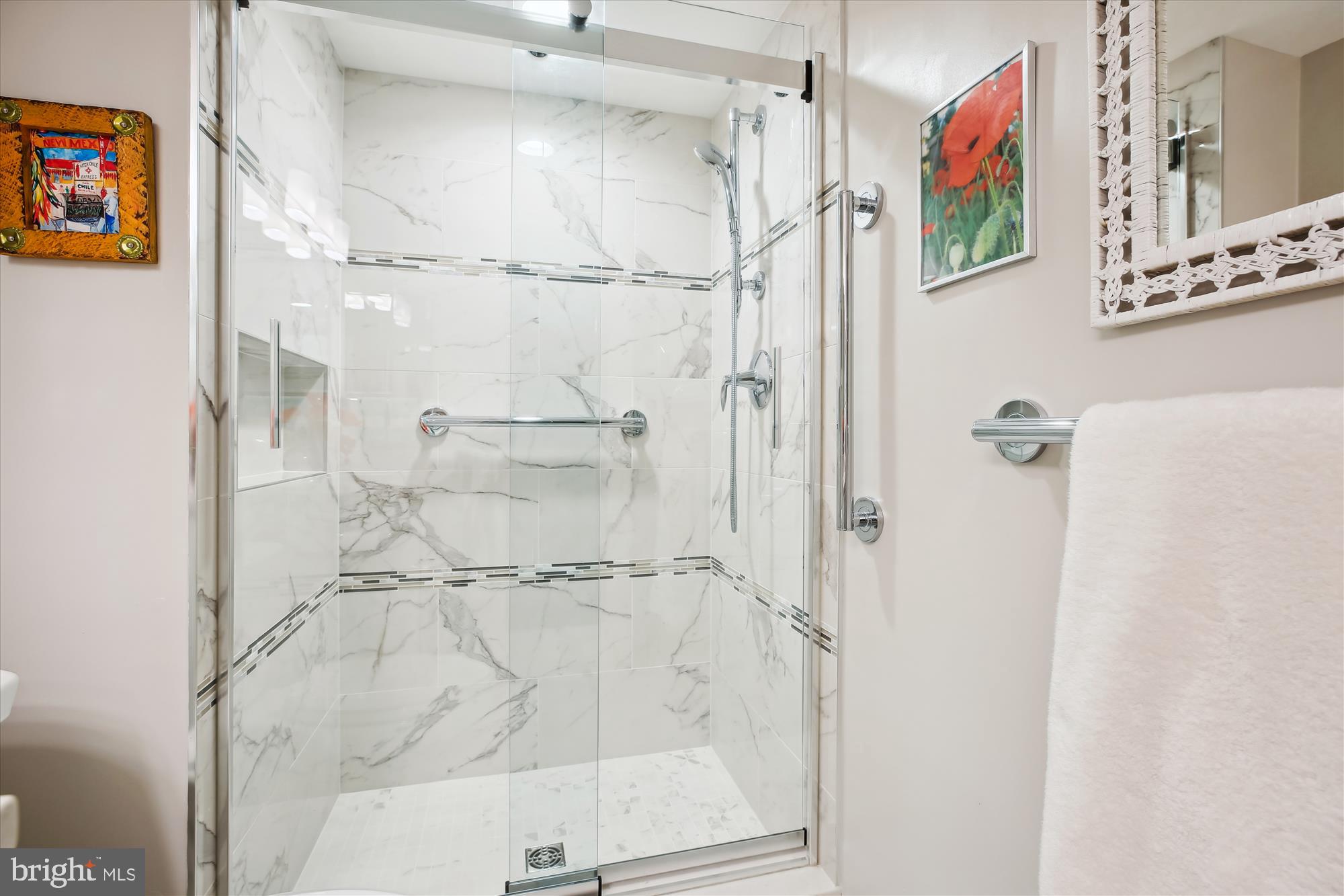 SUMNER VILLAGE - Residential