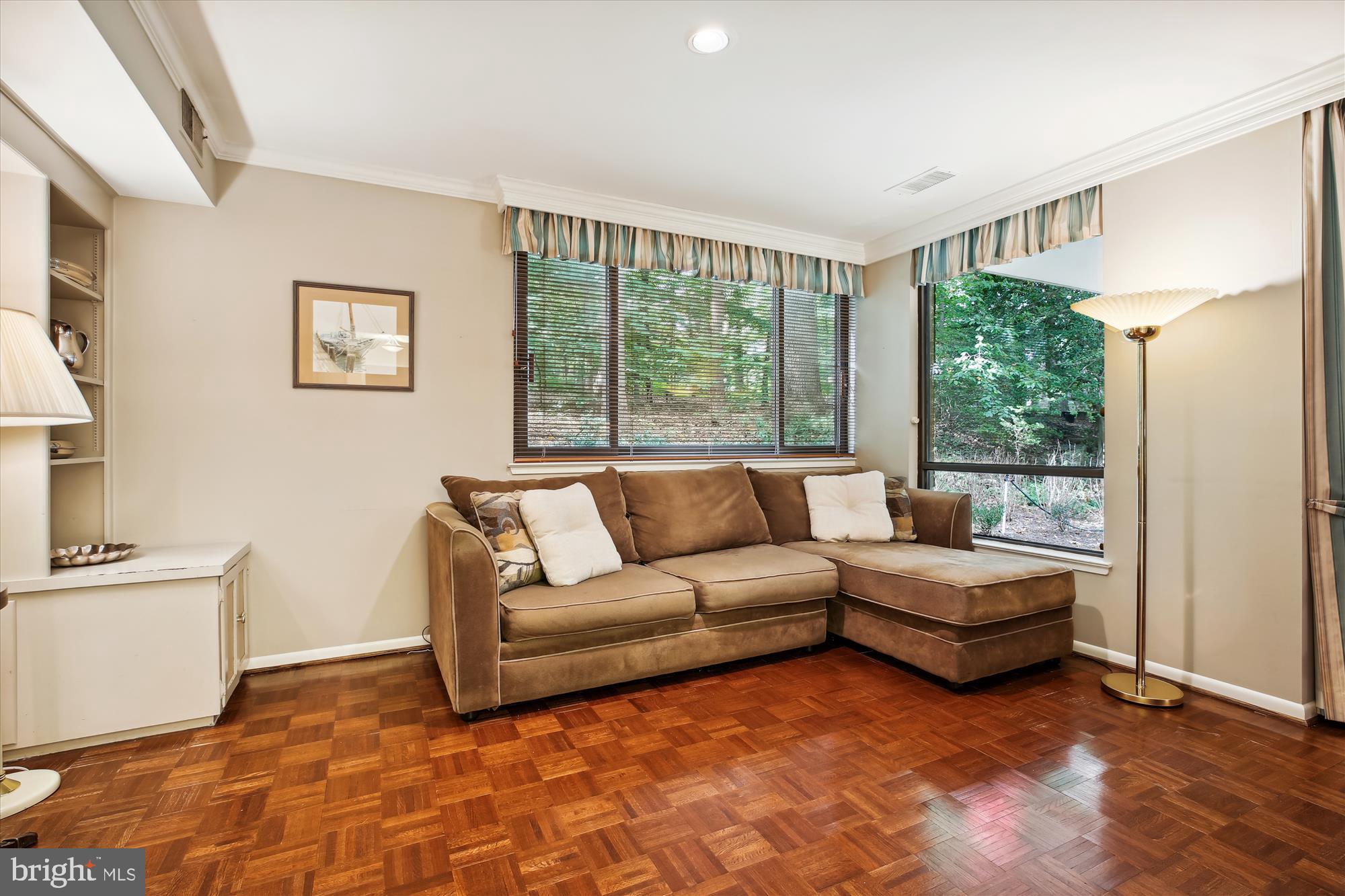 SUMNER VILLAGE - Residential