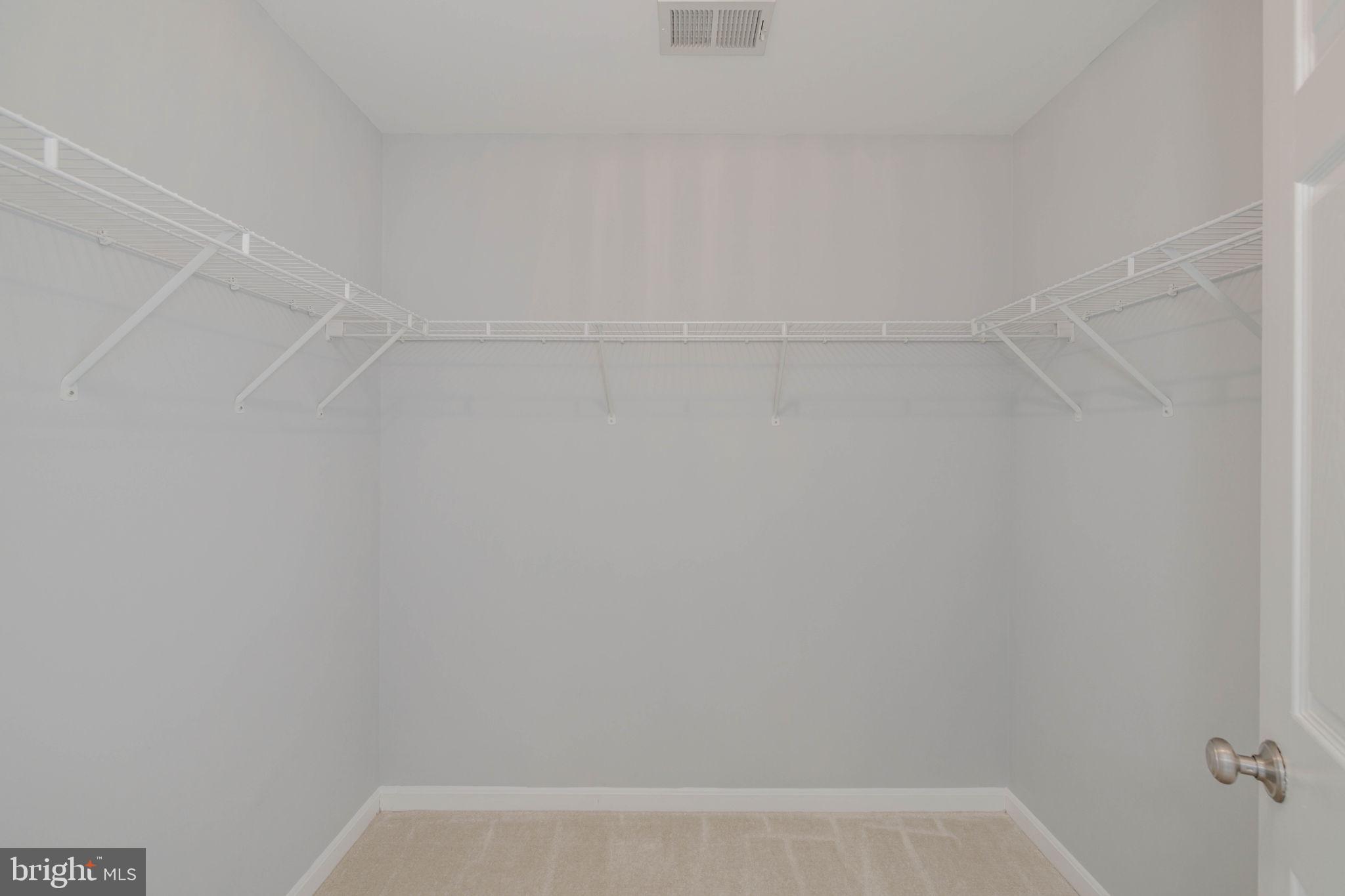 CATON WOODS - Residential