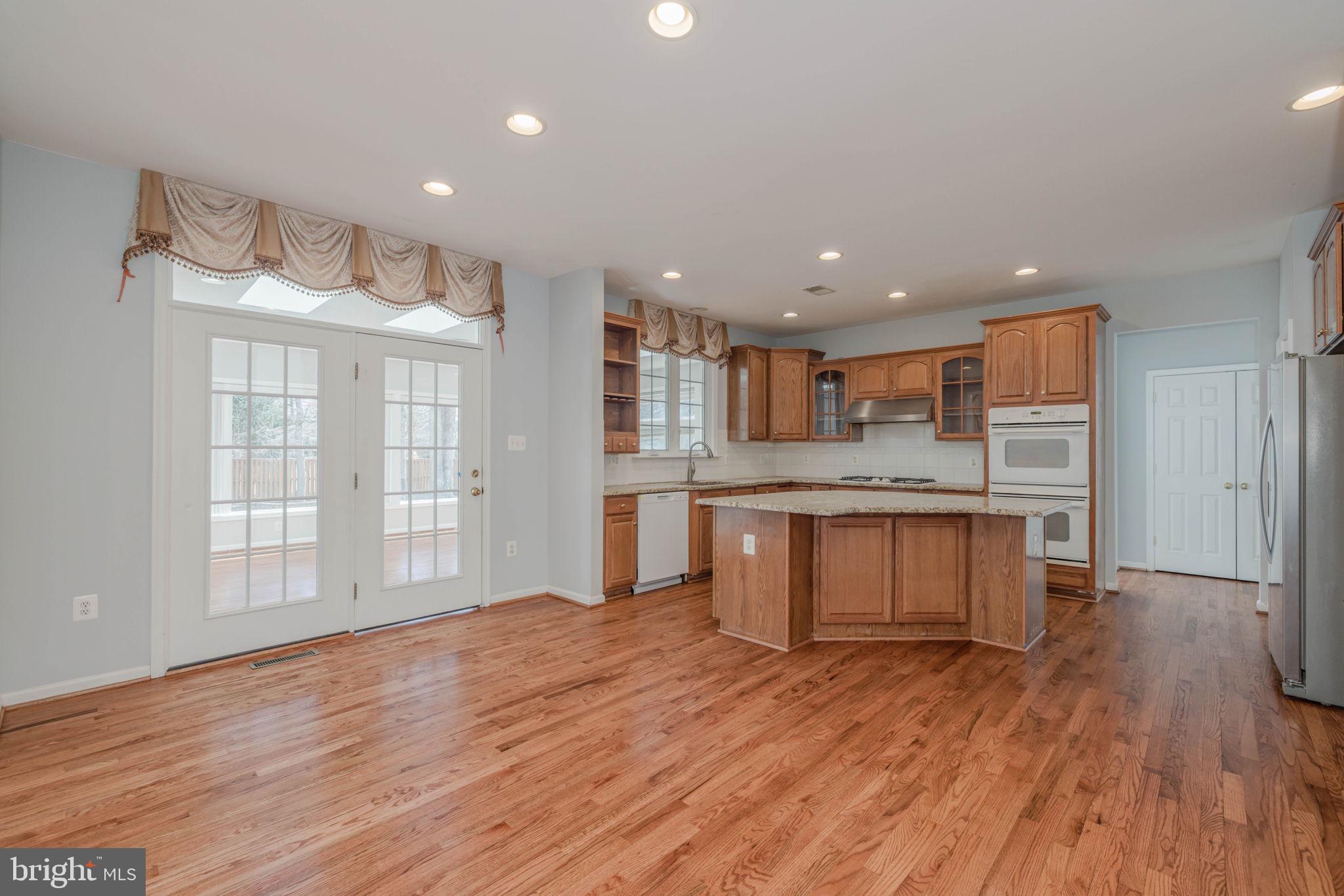 CATON WOODS - Residential