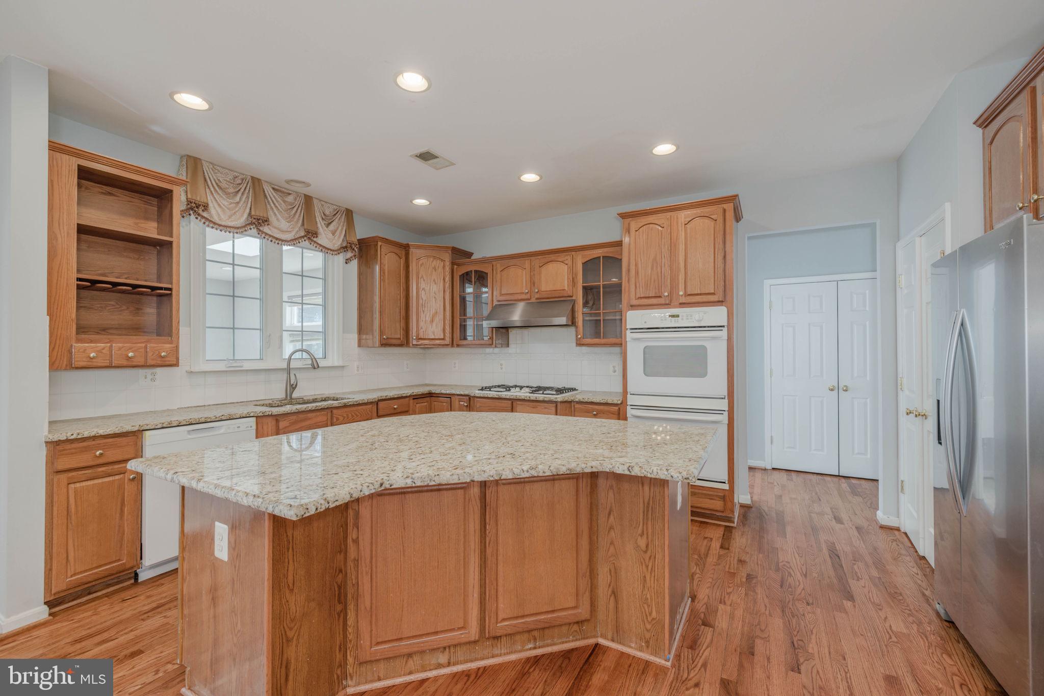 CATON WOODS - Residential