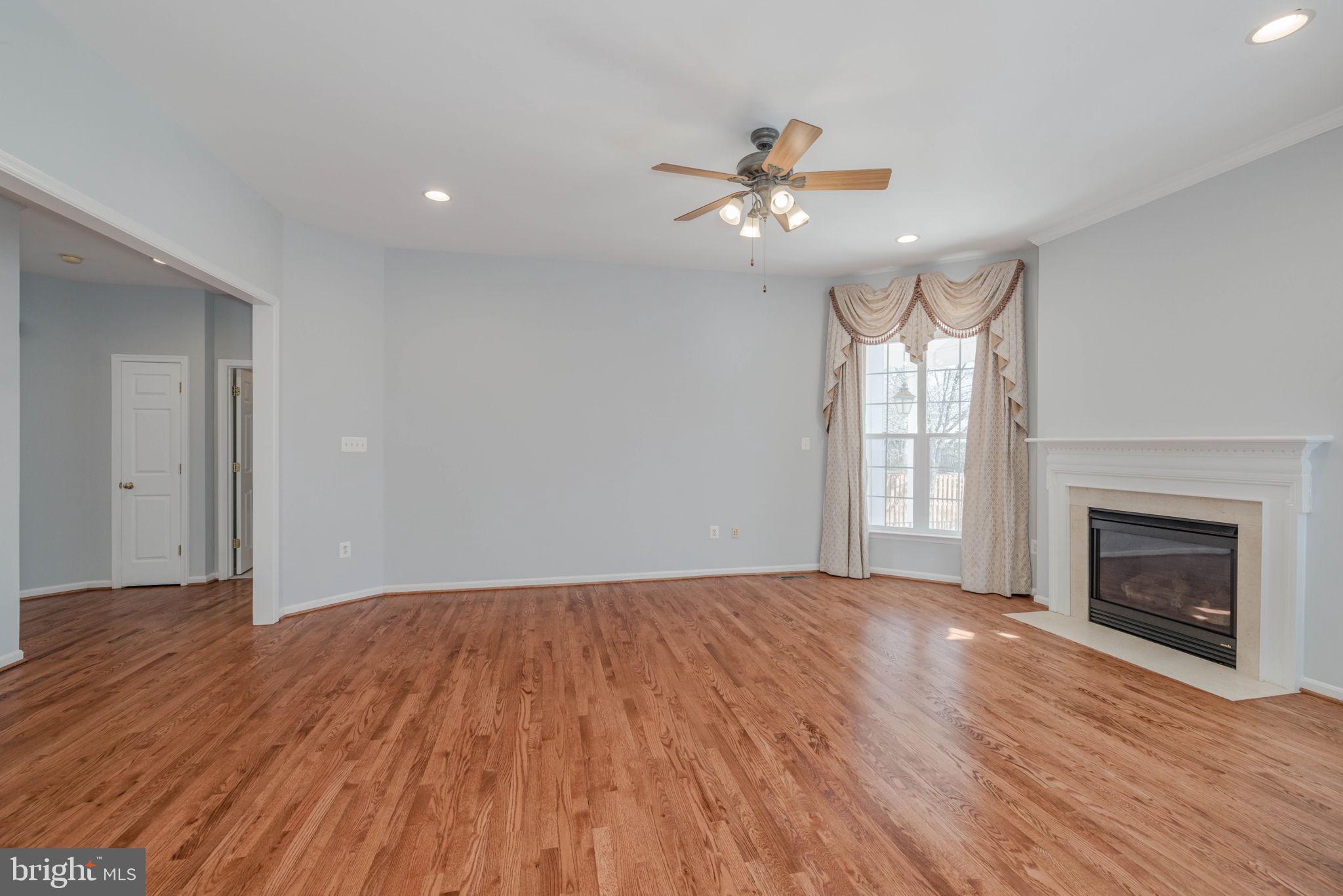 CATON WOODS - Residential