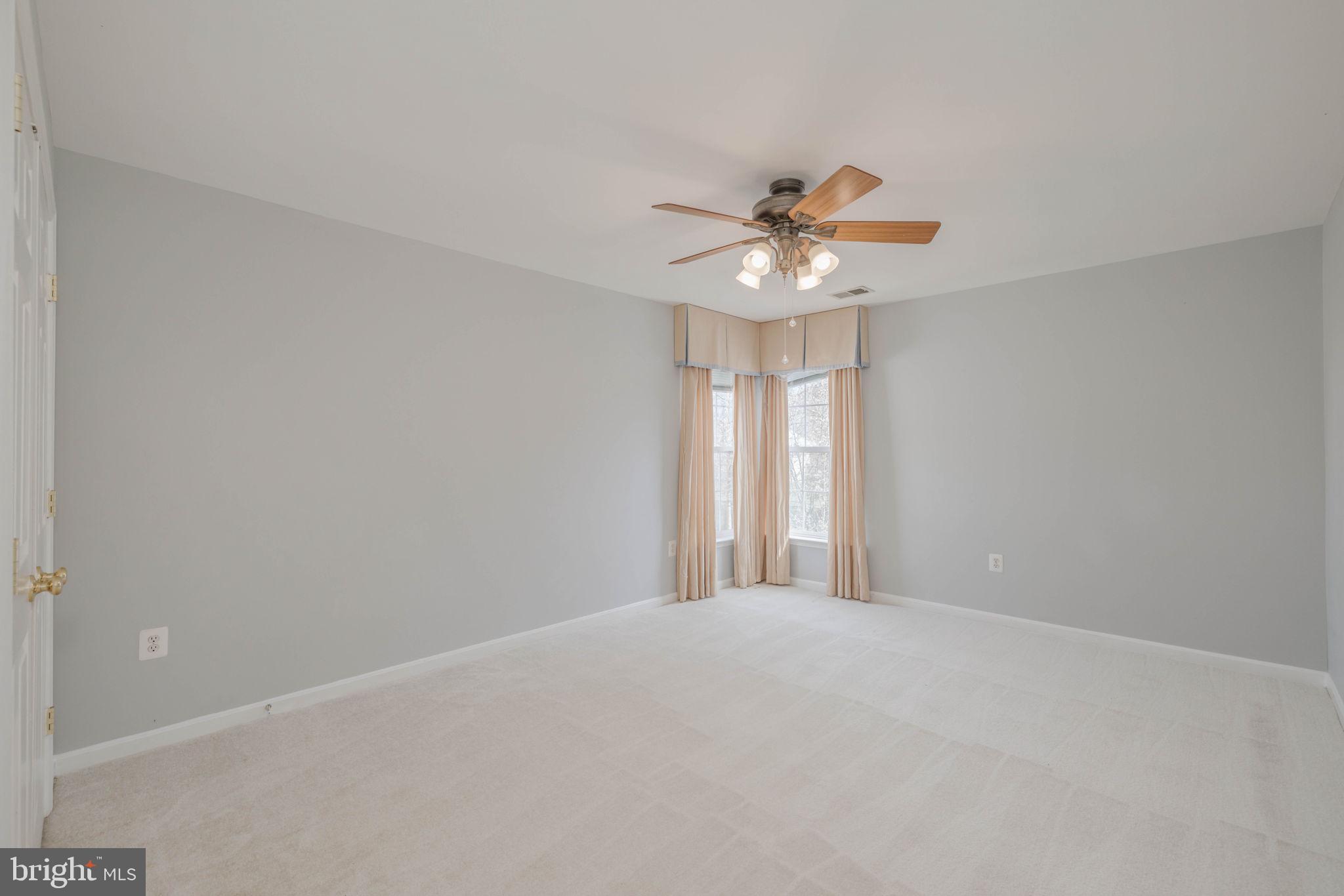 CATON WOODS - Residential