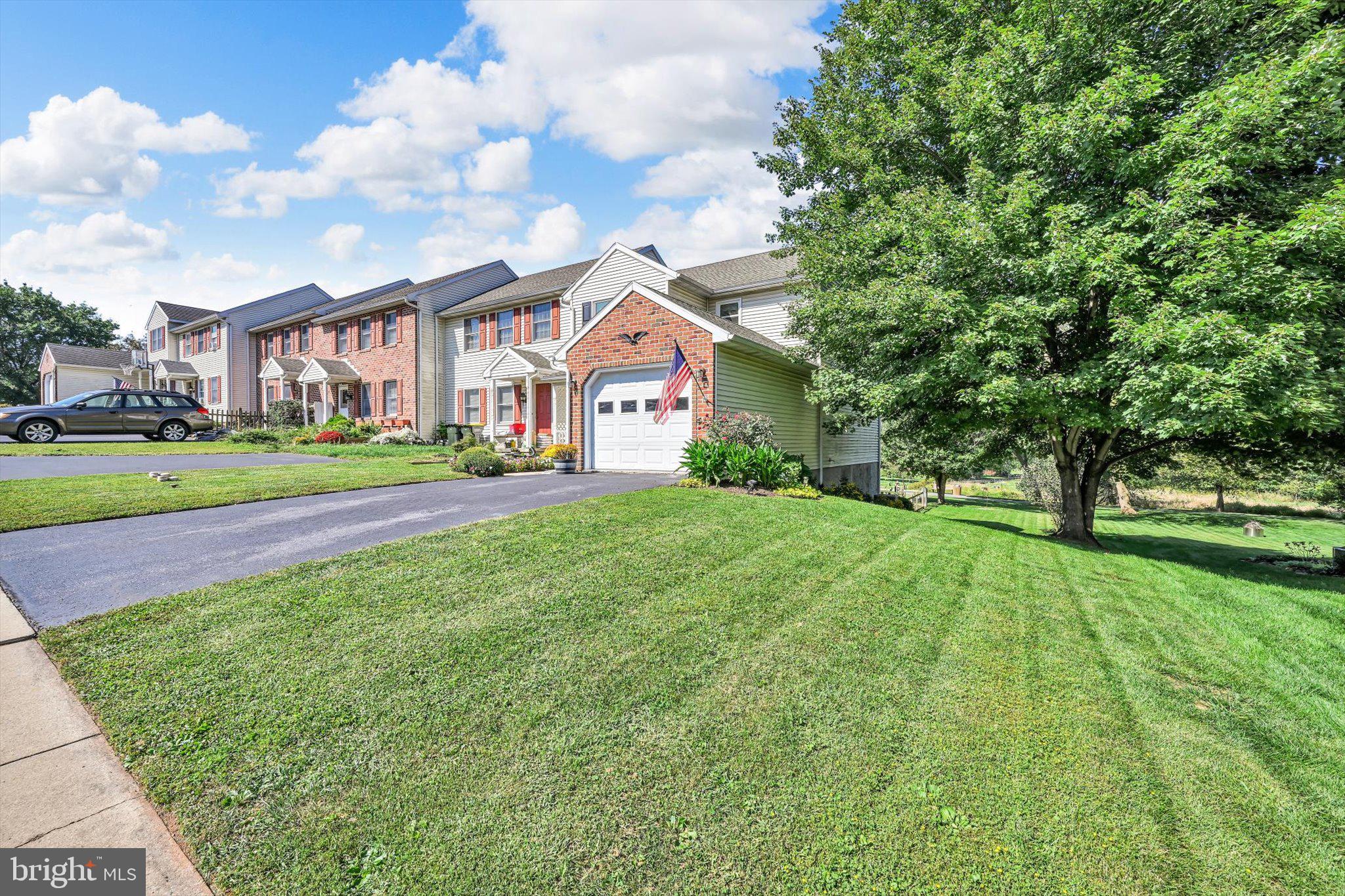 11 PARKVIEW DRIVE
