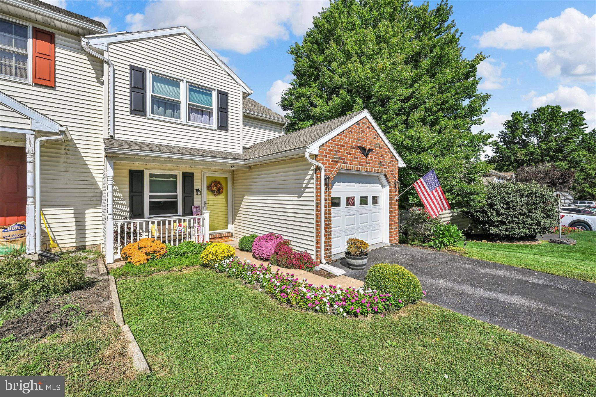 11 PARKVIEW DRIVE