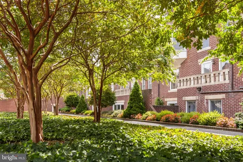 115 N Lee Street Unit BH207, Alexandria, VA MLS: VAAX2053702