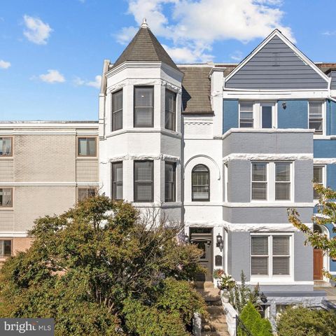 Photo of 1223 Fairmont Street NW, WASHINGTON, DC 20009 (MLS # DCDC2225742)