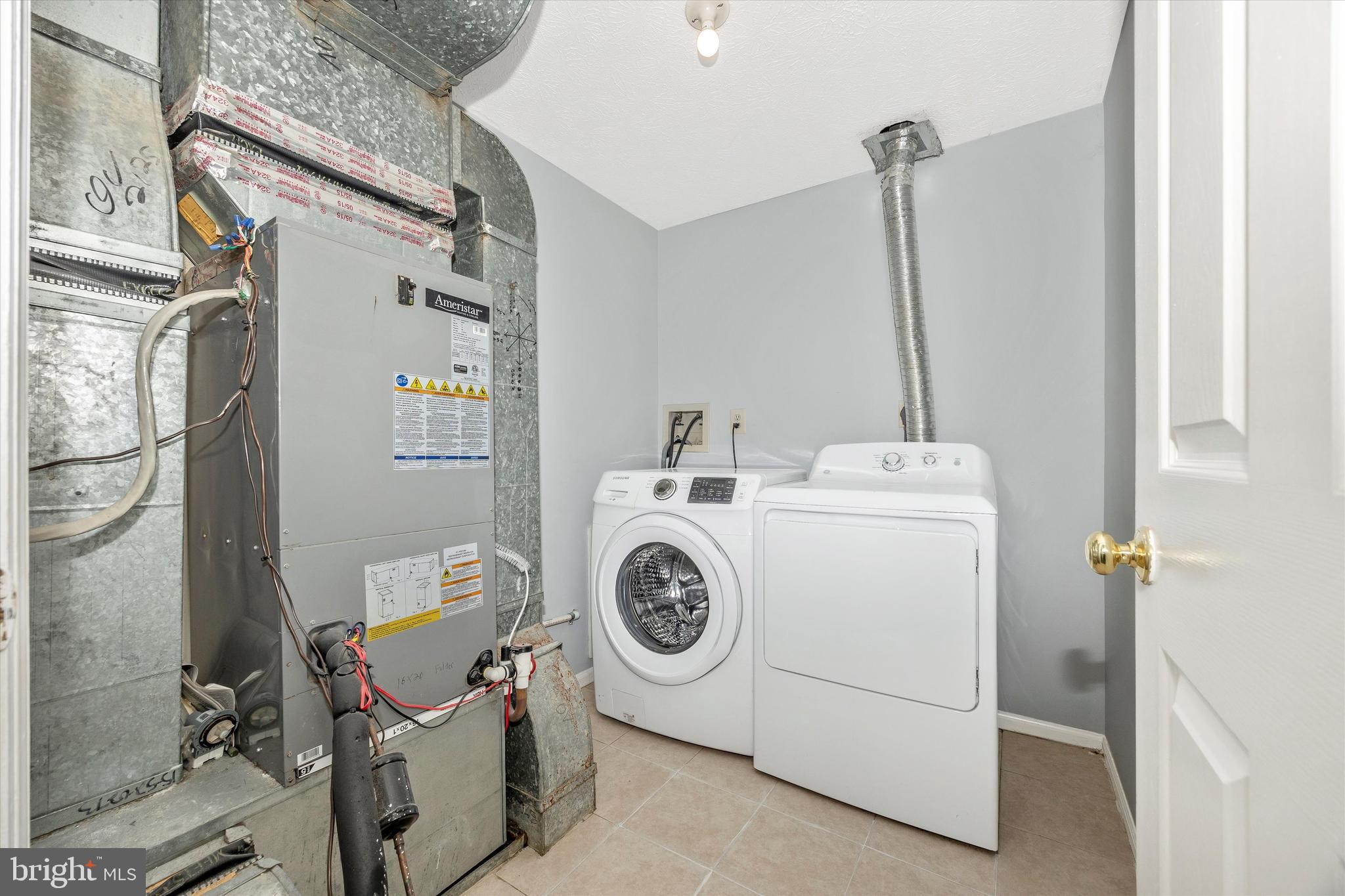 OVERLOOK - Residential