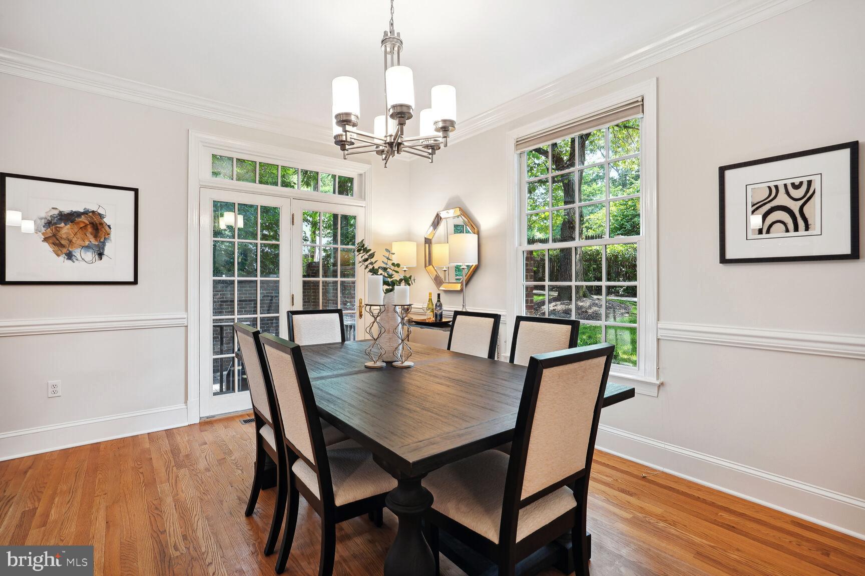 KINGS MANOR SCOTTS - Residential