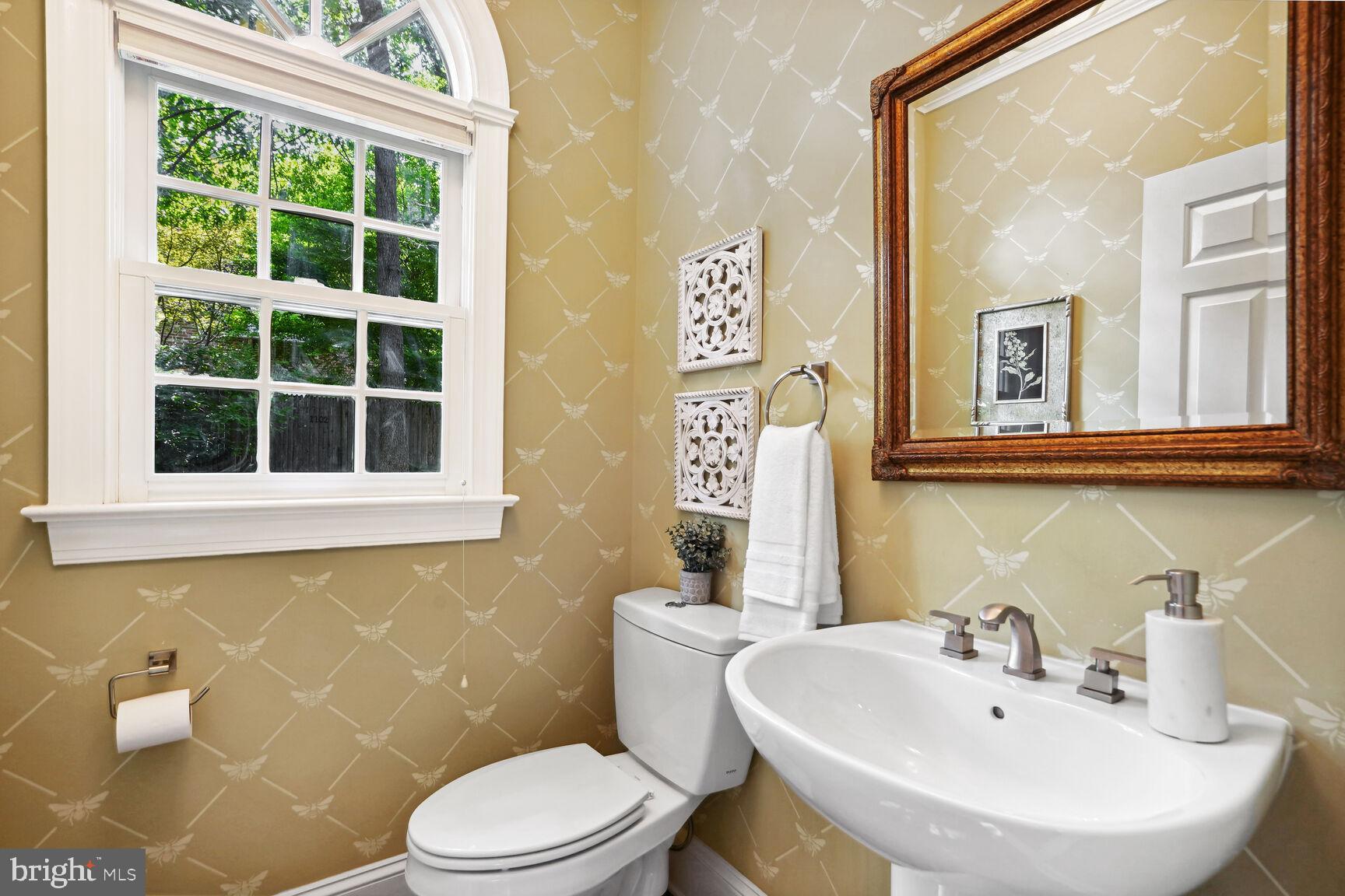 KINGS MANOR SCOTTS - Residential