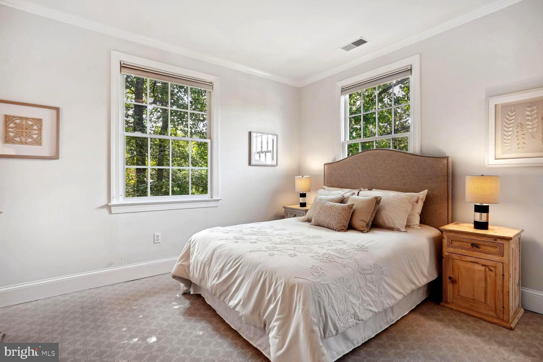 KINGS MANOR SCOTTS - Residential