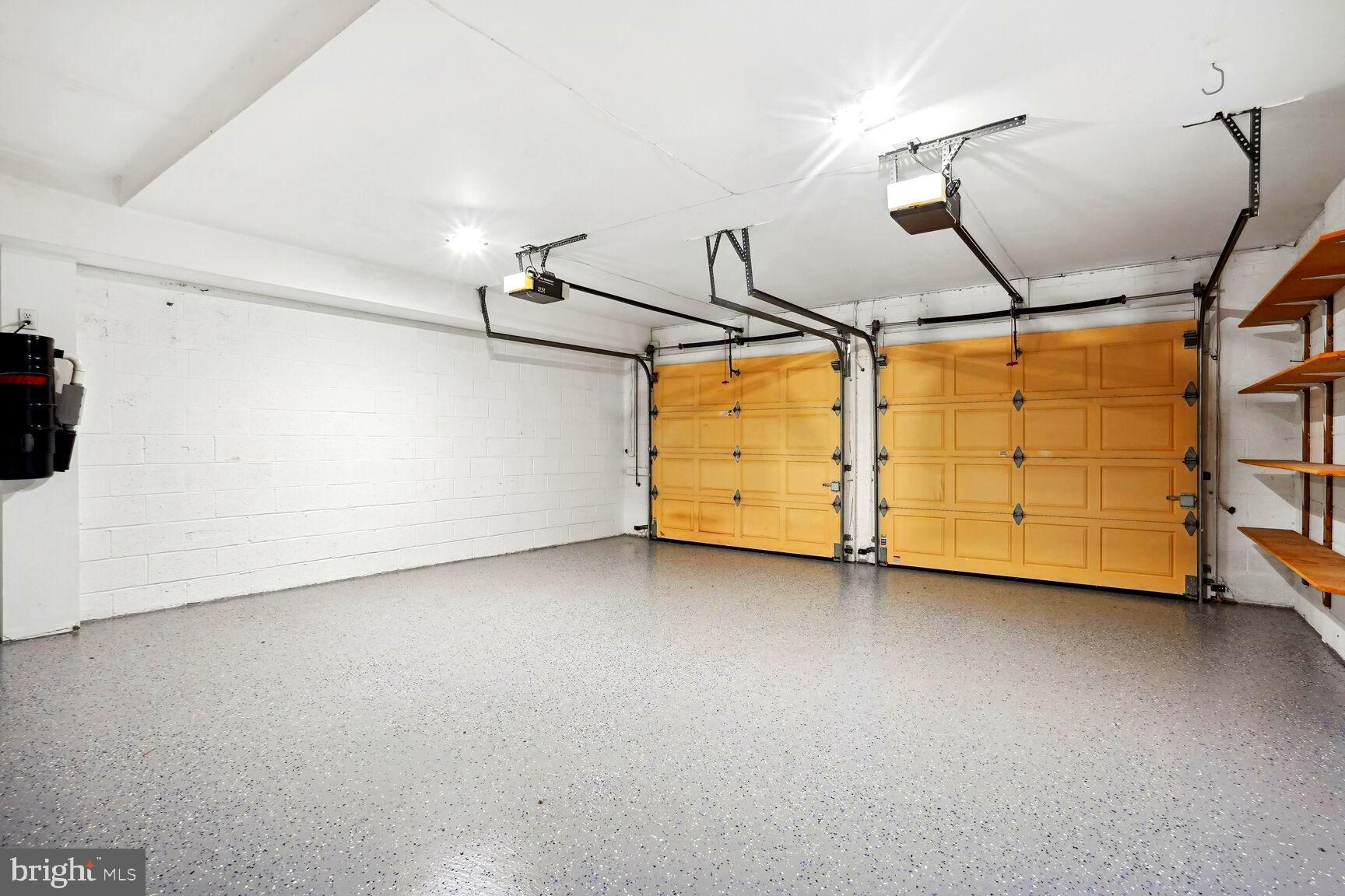 KINGS MANOR SCOTTS - Residential