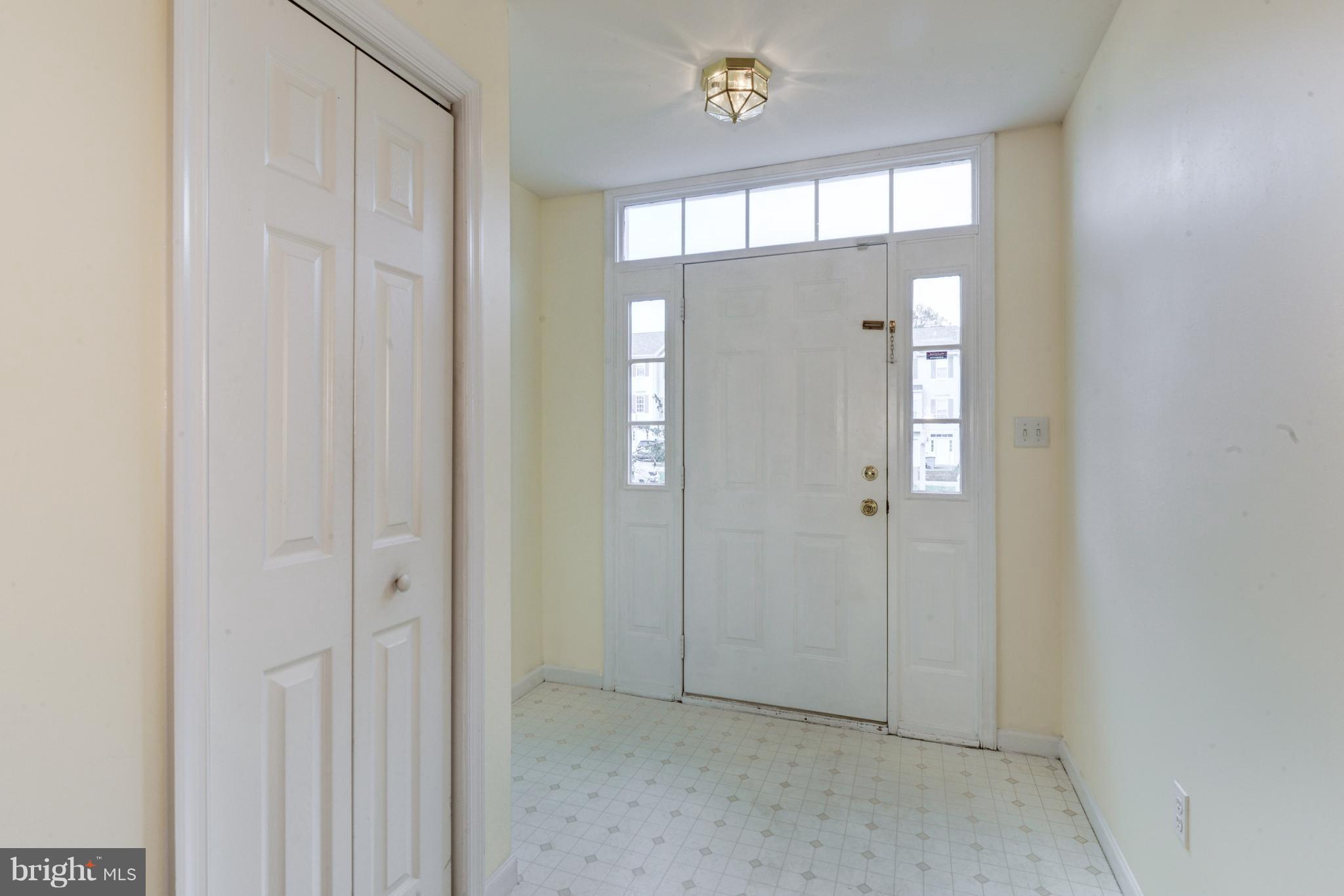 EMERALD KNOLLS - Residential