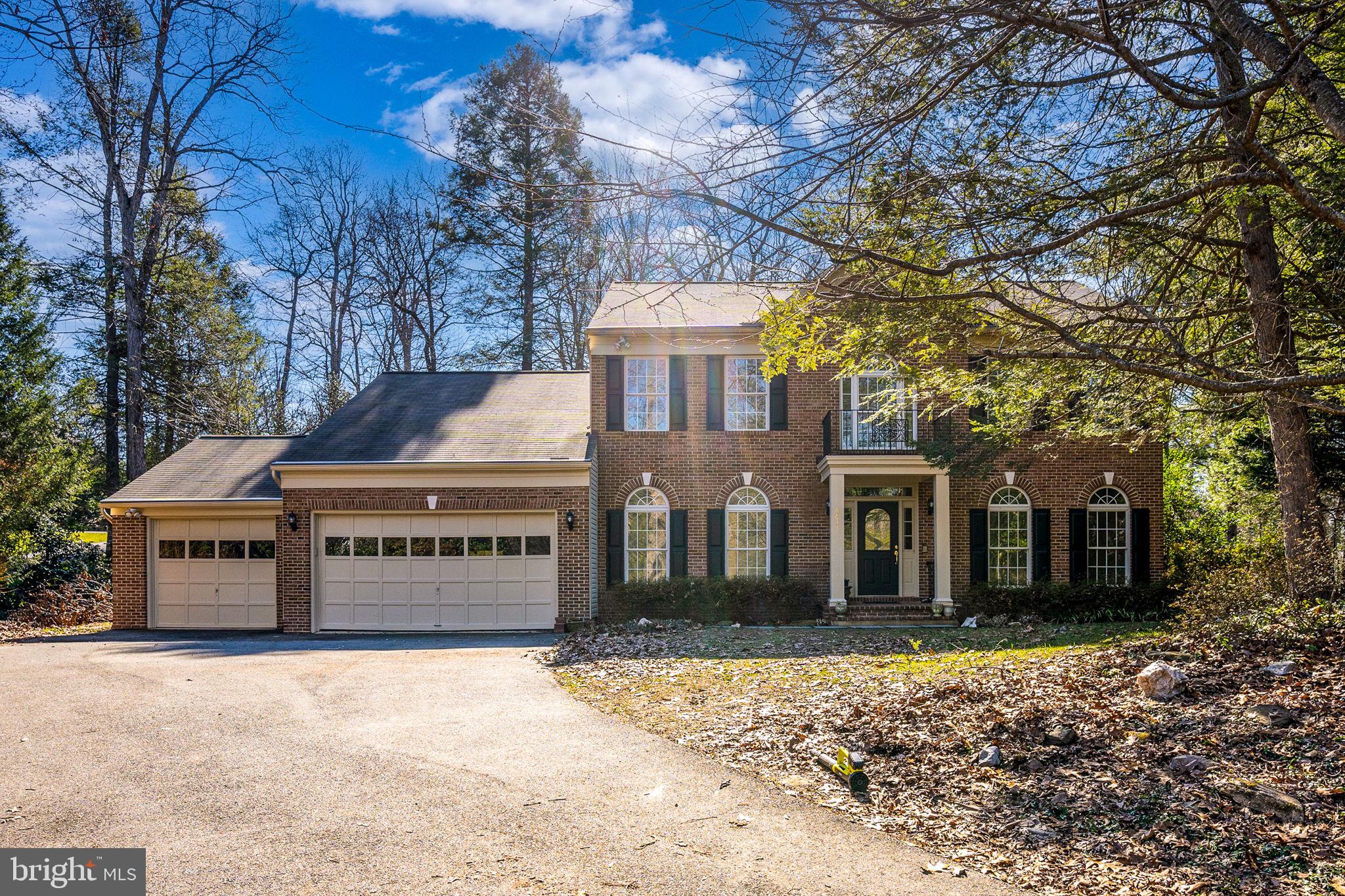 HUNTERS RIDGE - Residential