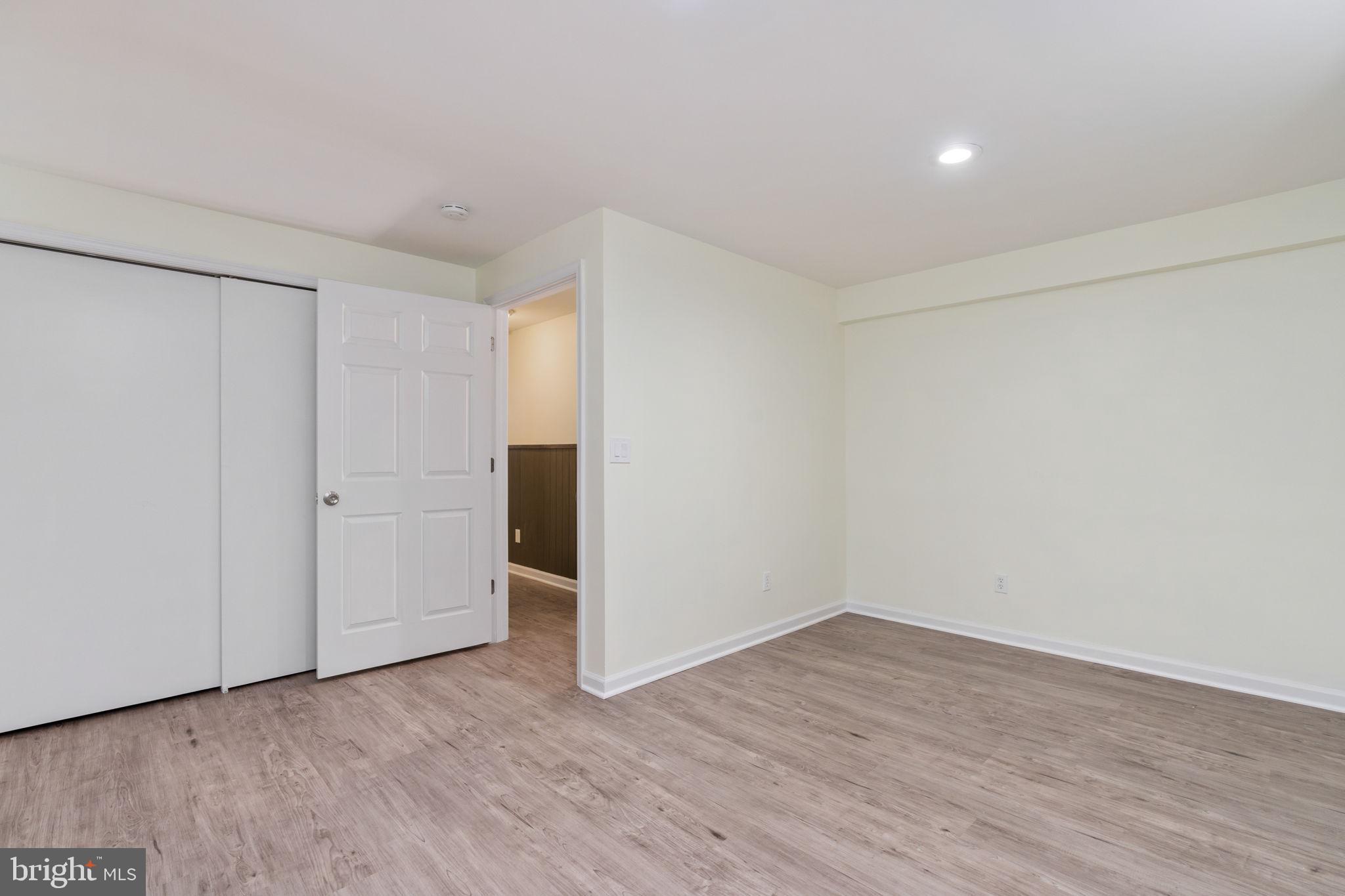 HUNTERS RIDGE - Residential