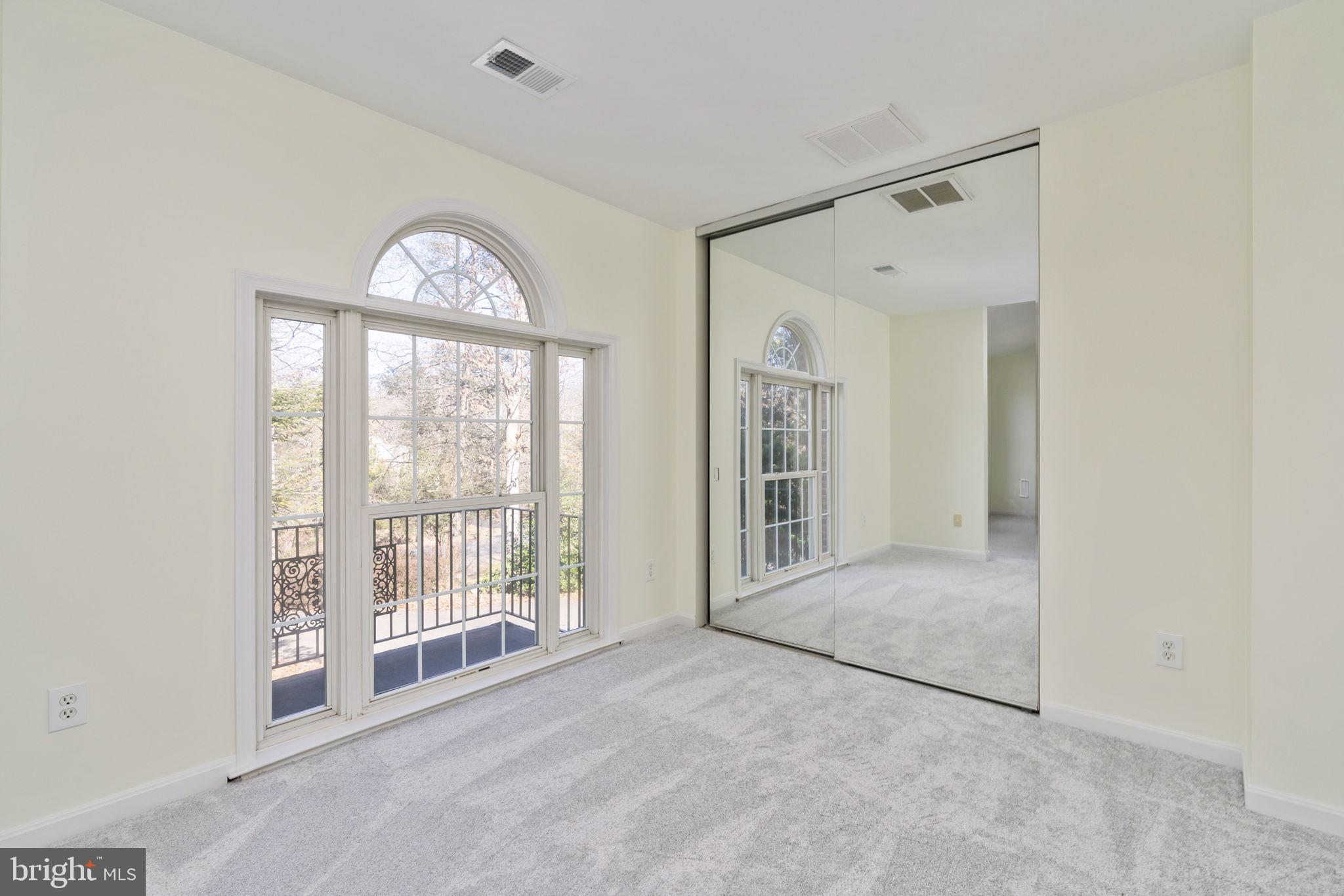 HUNTERS RIDGE - Residential