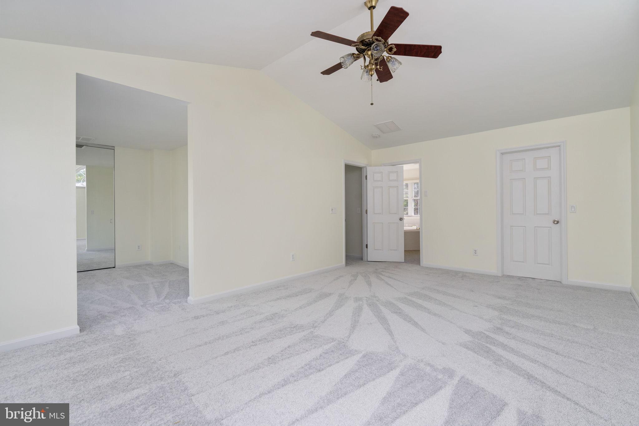 HUNTERS RIDGE - Residential