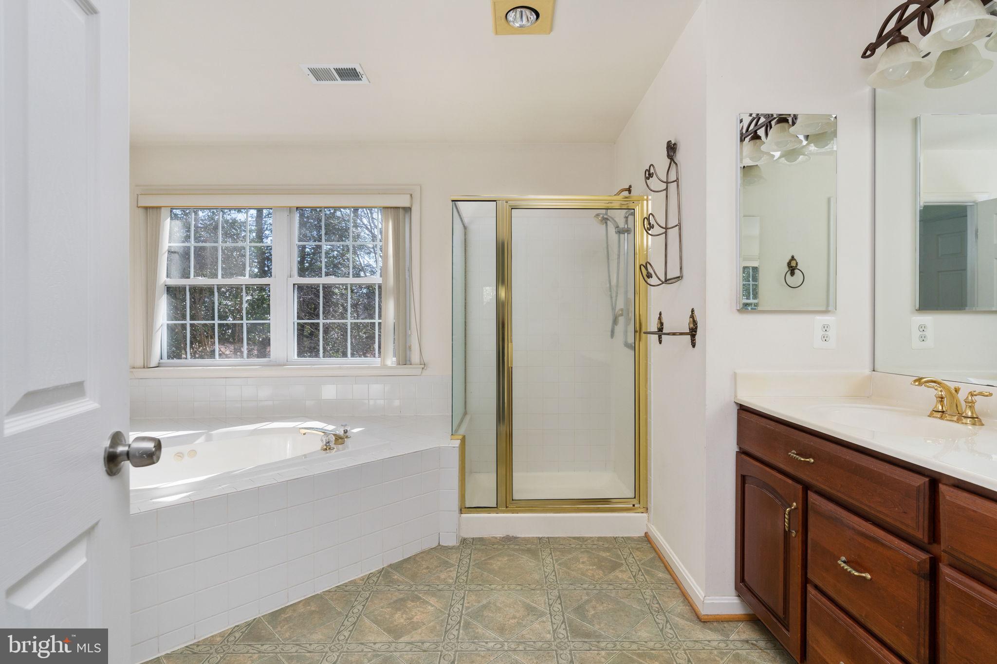 HUNTERS RIDGE - Residential