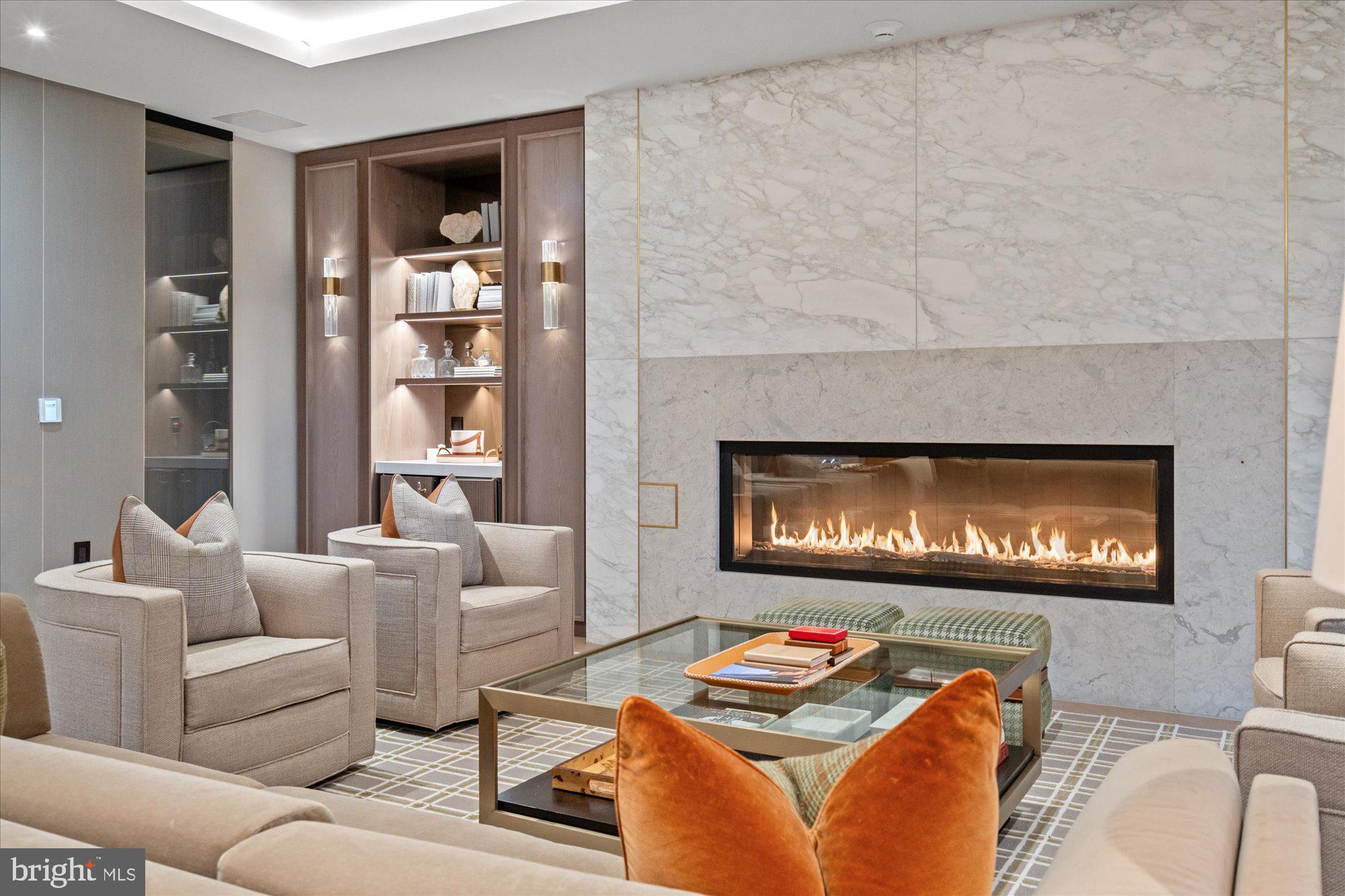 CHEVY CHASE - Residential