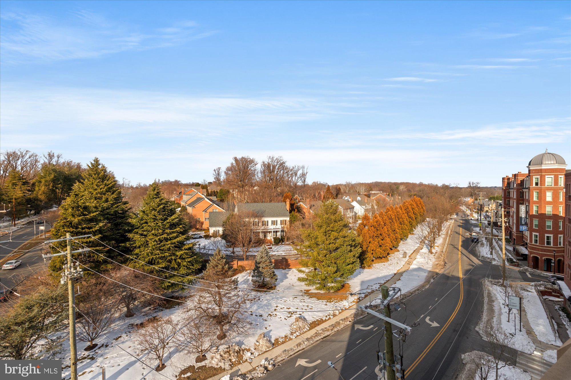 CHEVY CHASE - Residential