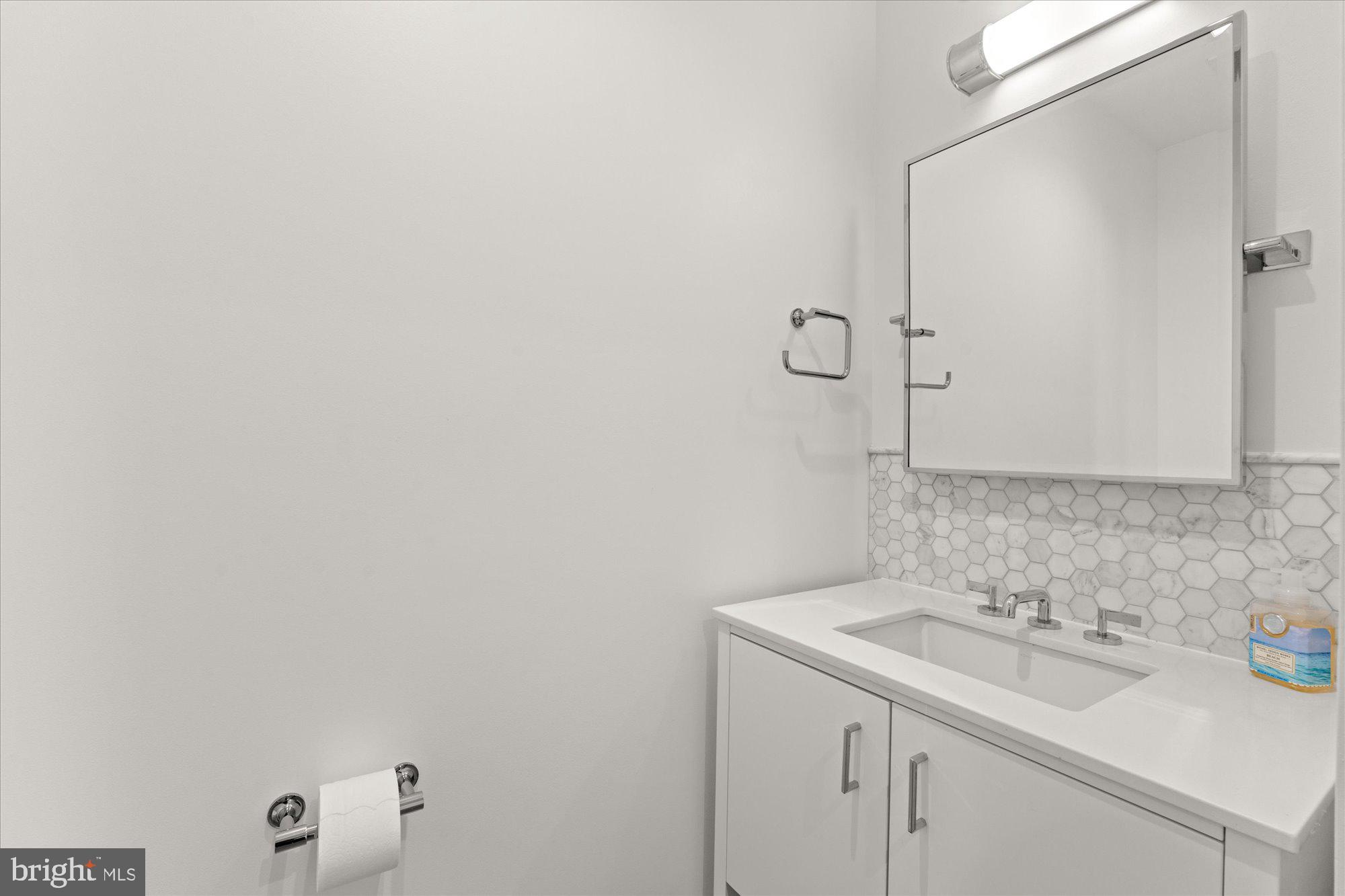 CHEVY CHASE - Residential