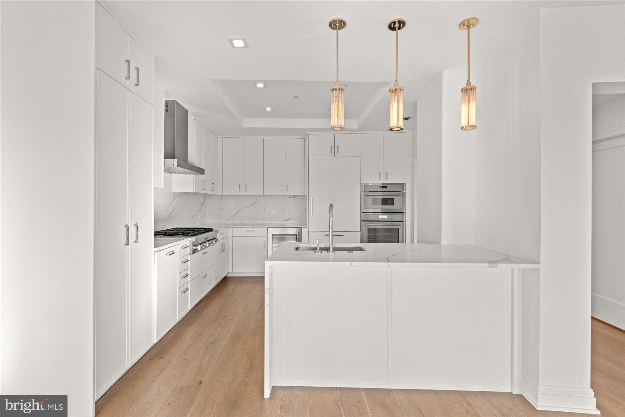 CHEVY CHASE - Residential