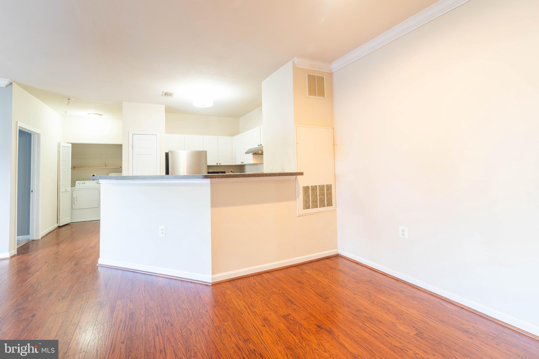 FAIRFAX RIDGE CONDOS - Residential Lease