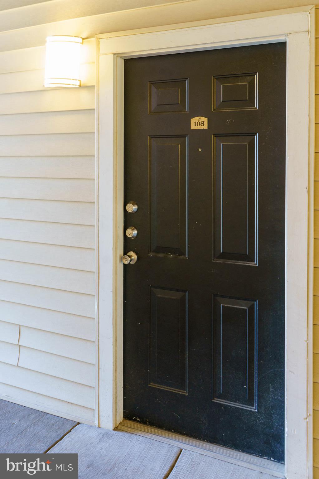 FAIRFAX RIDGE CONDOS - Residential Lease