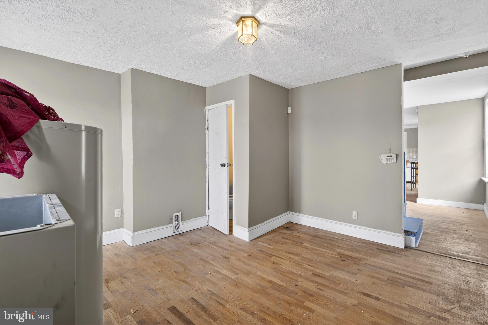 IRVINGTON - Residential