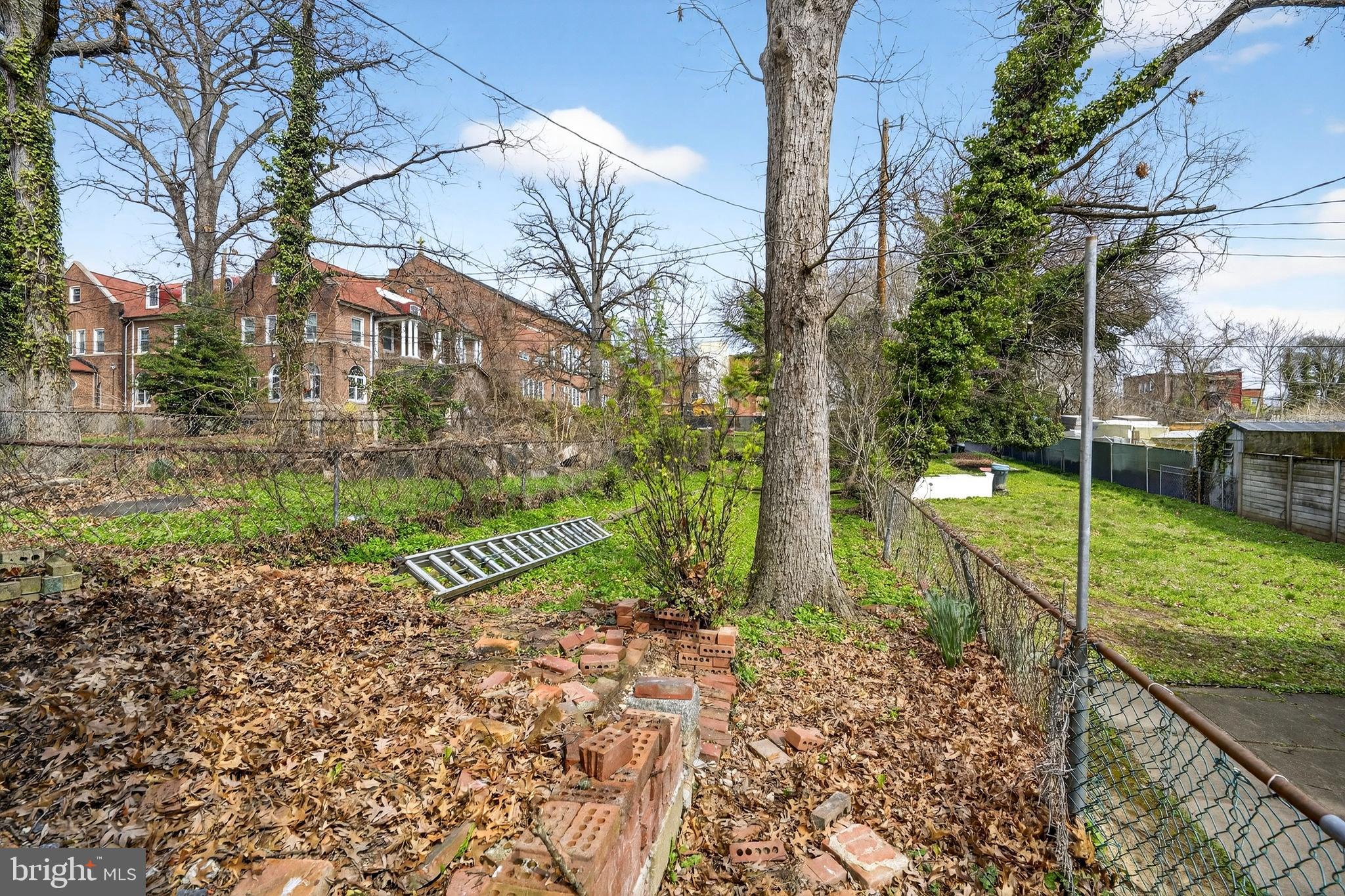 IRVINGTON - Residential