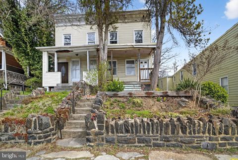 Photo of 3610 Frederick Avenue, BALTIMORE, MD 21229 (MLS # MDBA2209370)