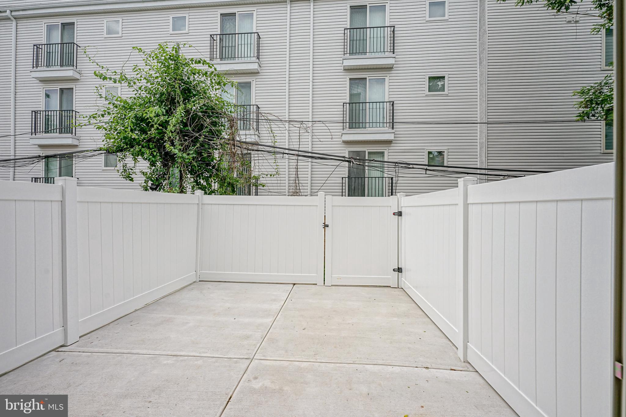 FRANCISVILLE - Residential Lease