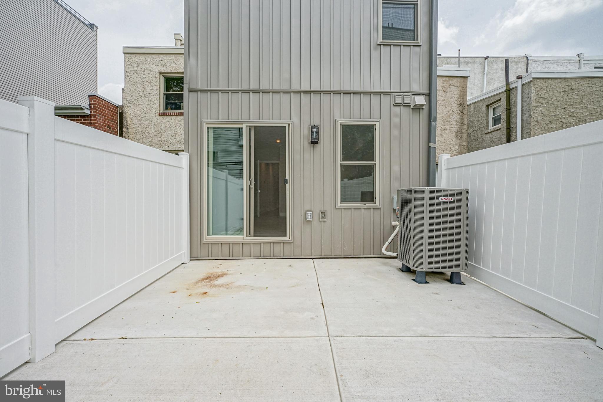 FRANCISVILLE - Residential Lease