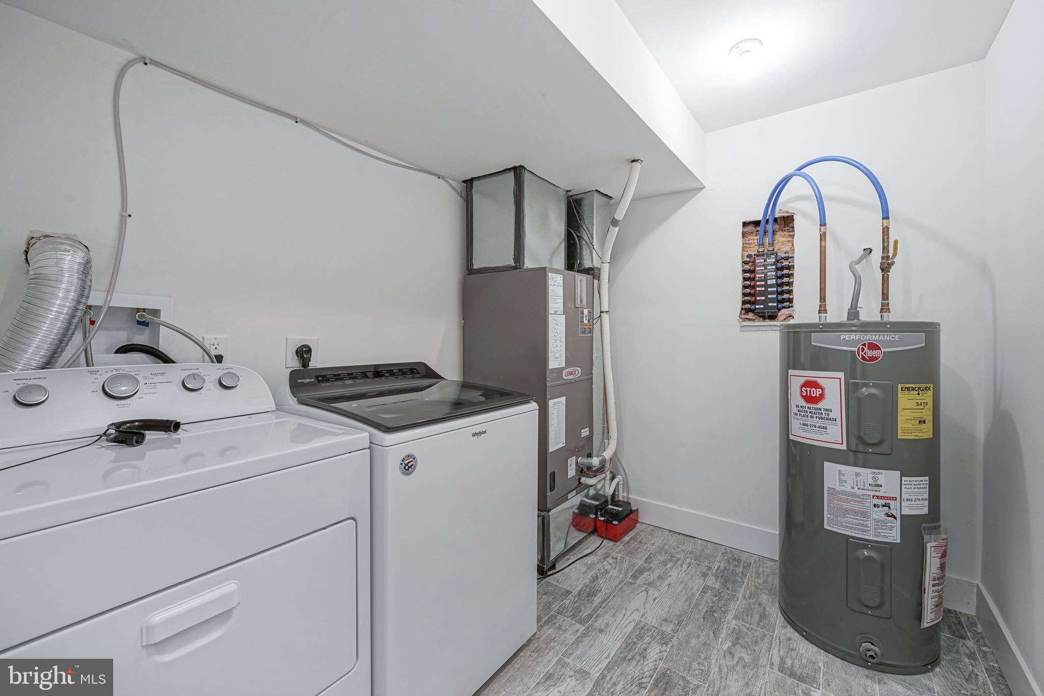 FRANCISVILLE - Residential Lease