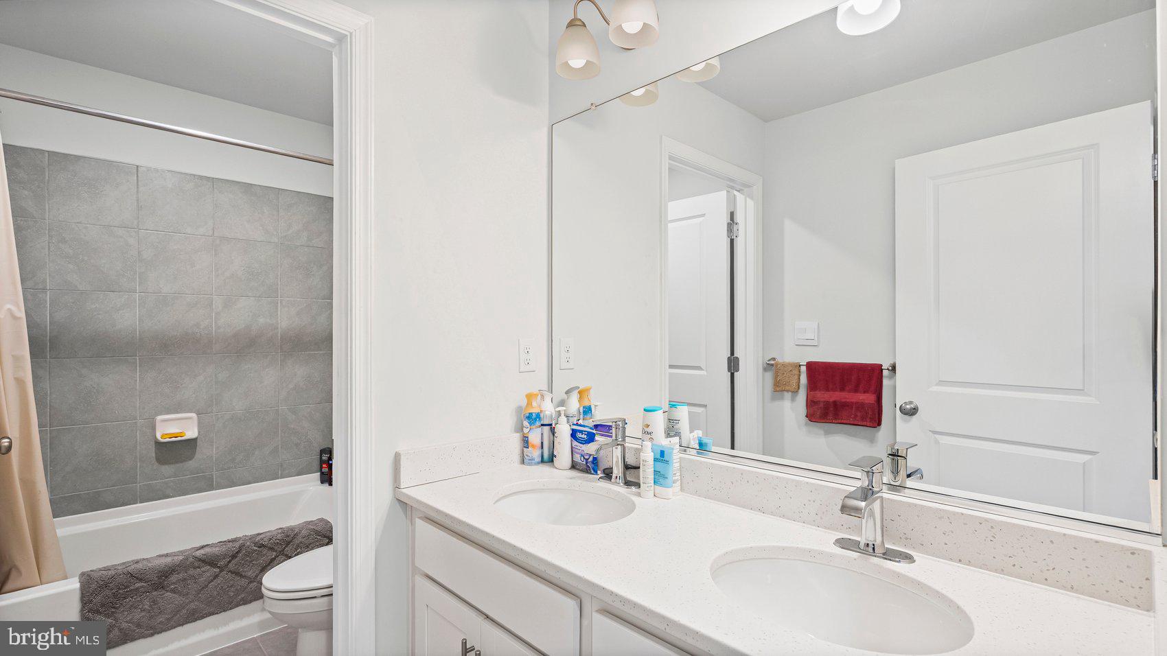 GREENWAY FARMS - Residential